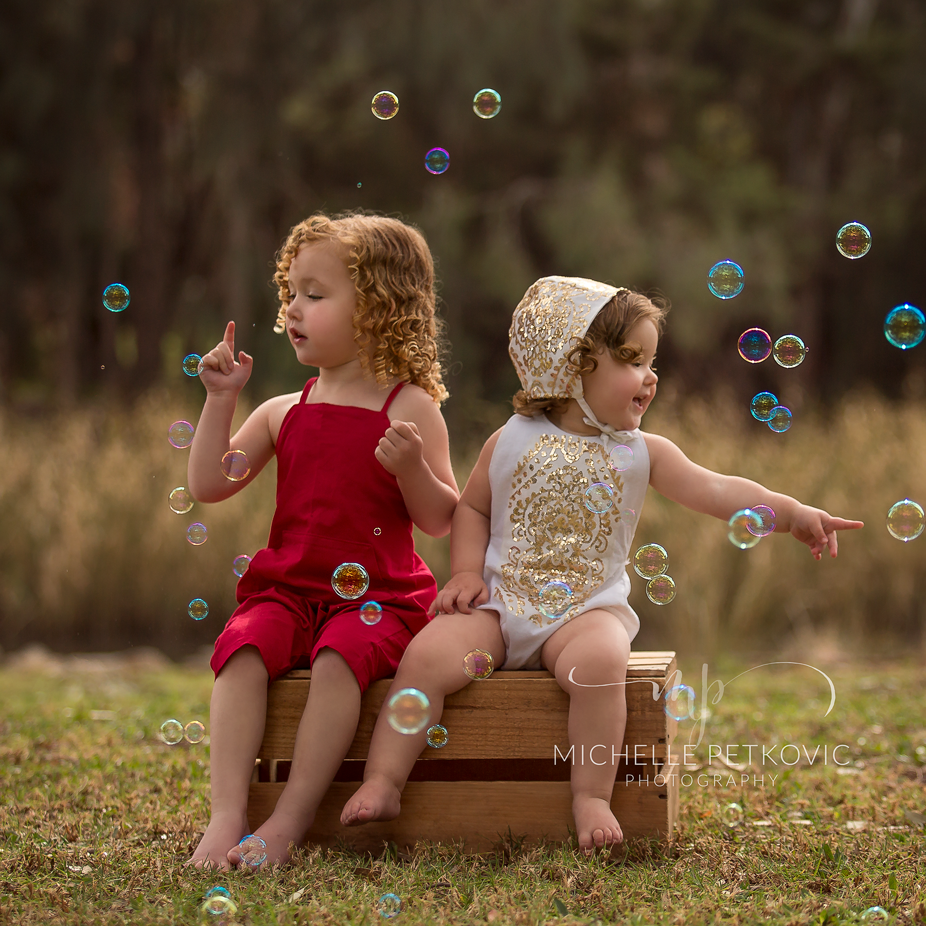 sisters-bubbles-photos.png