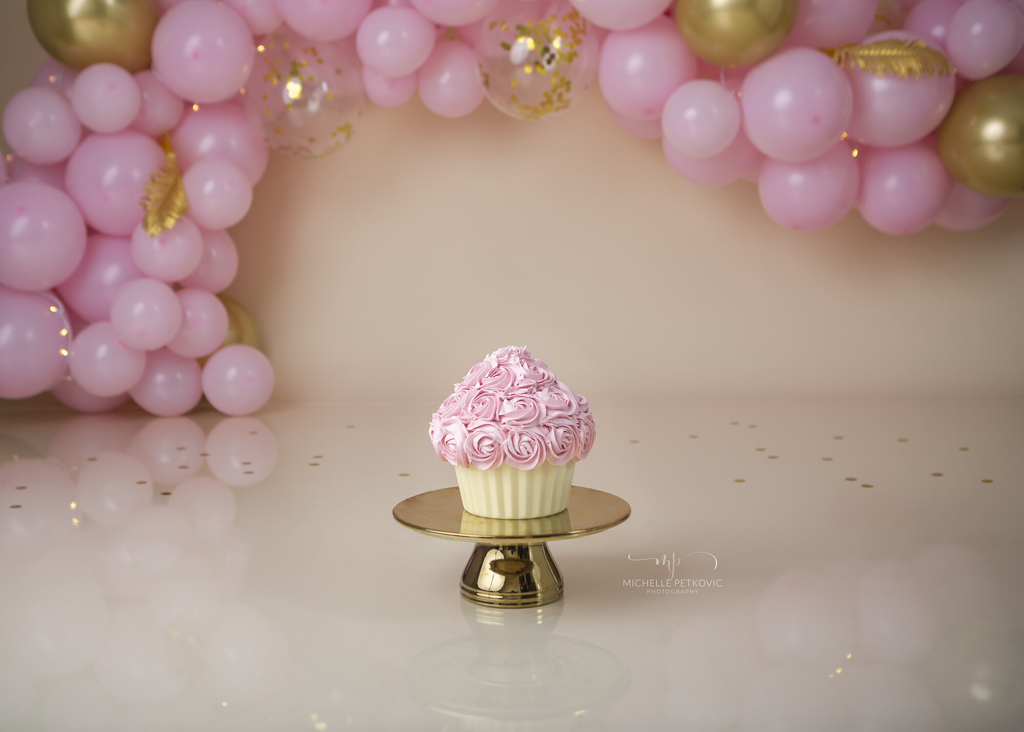 Copy of Pink-and-gold-custom-cake-smash-photography