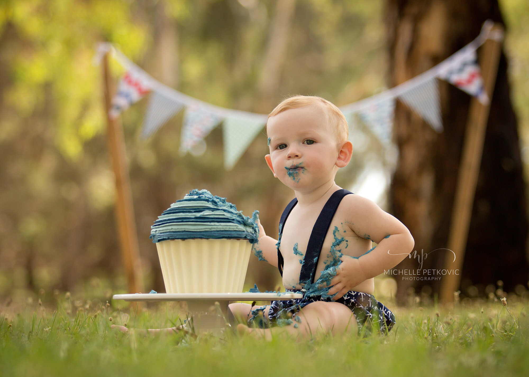 cake smash and birthday portrait photography in Paralowie and around Adelaide (Copy)