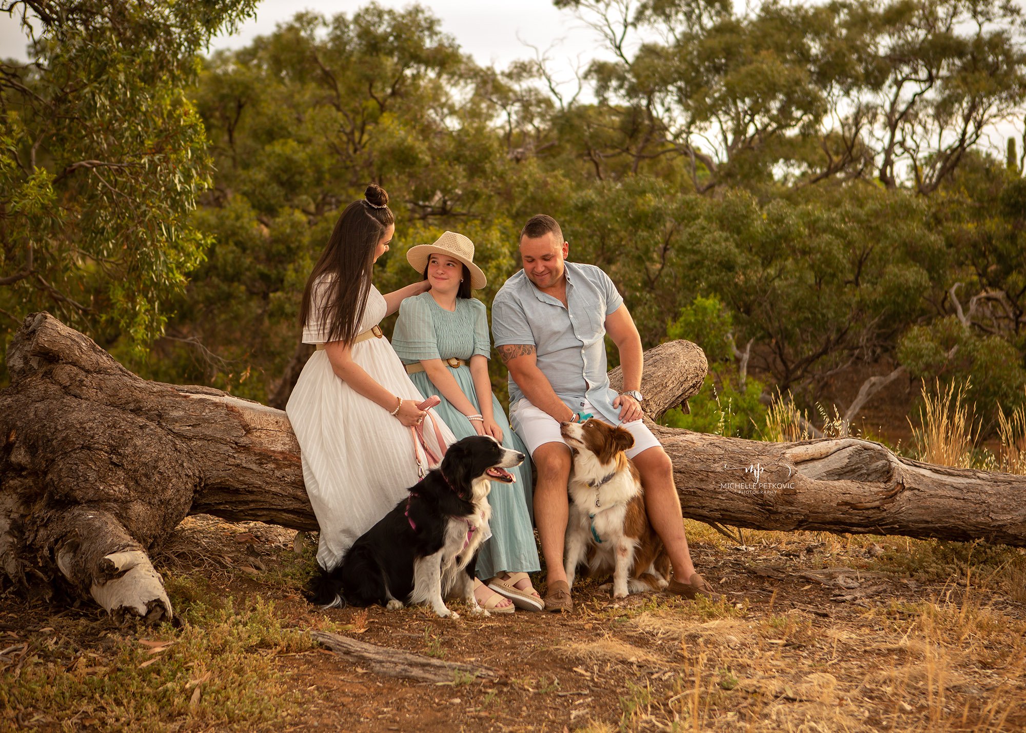 Adelaide Family Photographer Paralowie -01.jpg