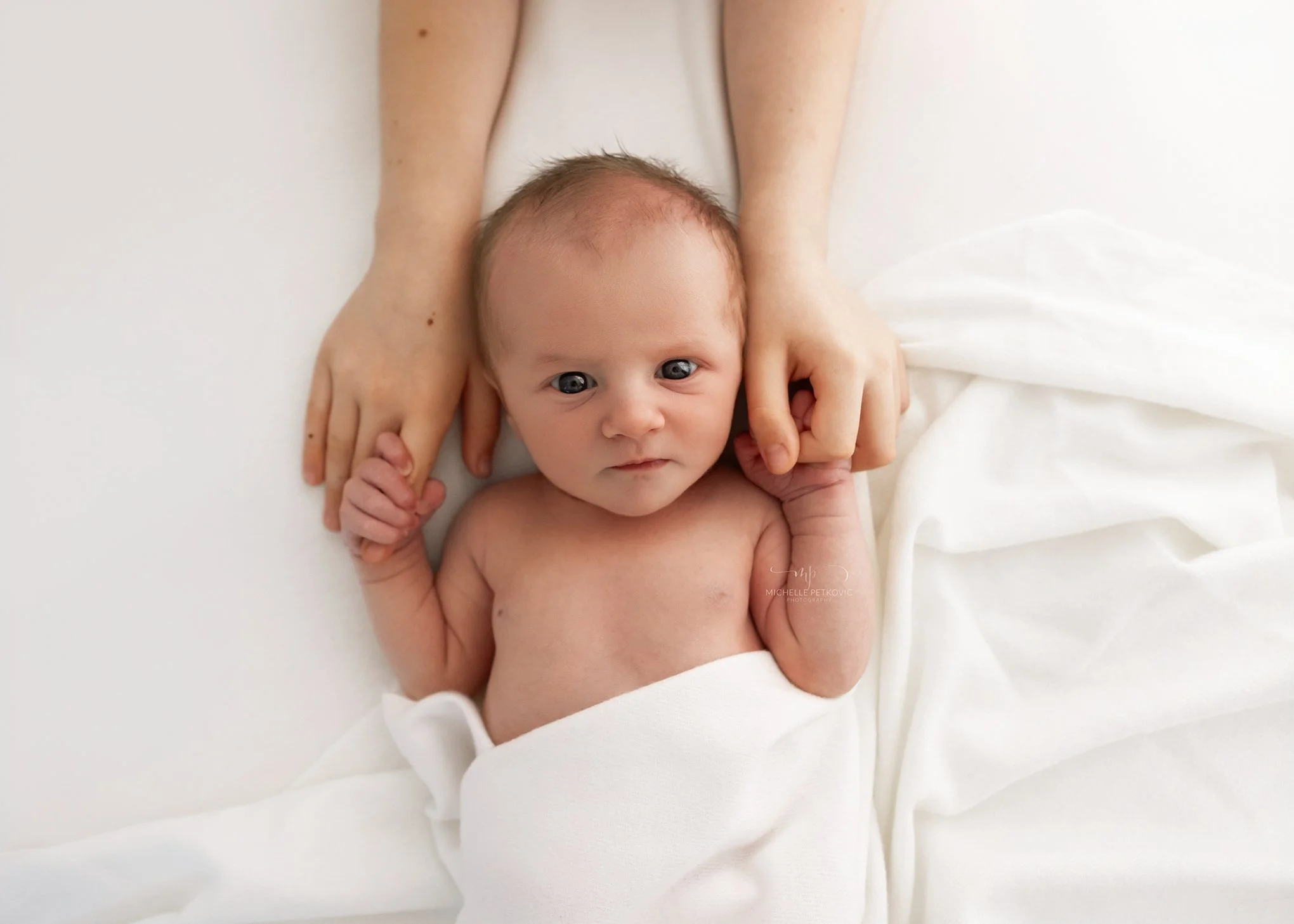 A Newborn Session Full of Love, Laughter and a Little Chaos