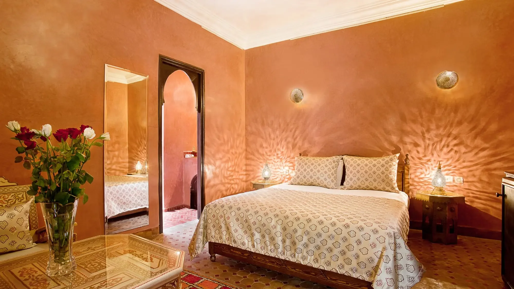 sanctuaries-riad-dar-zaouia-deluxe-room.webp
