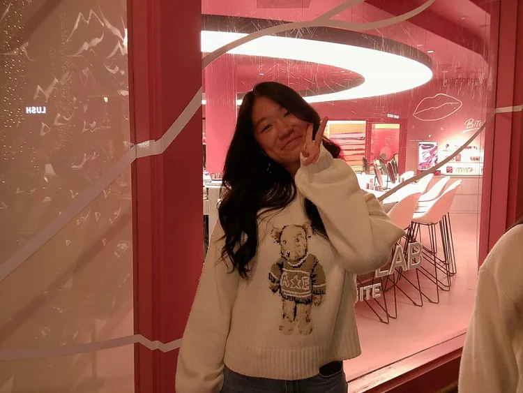 Angelyn Yu