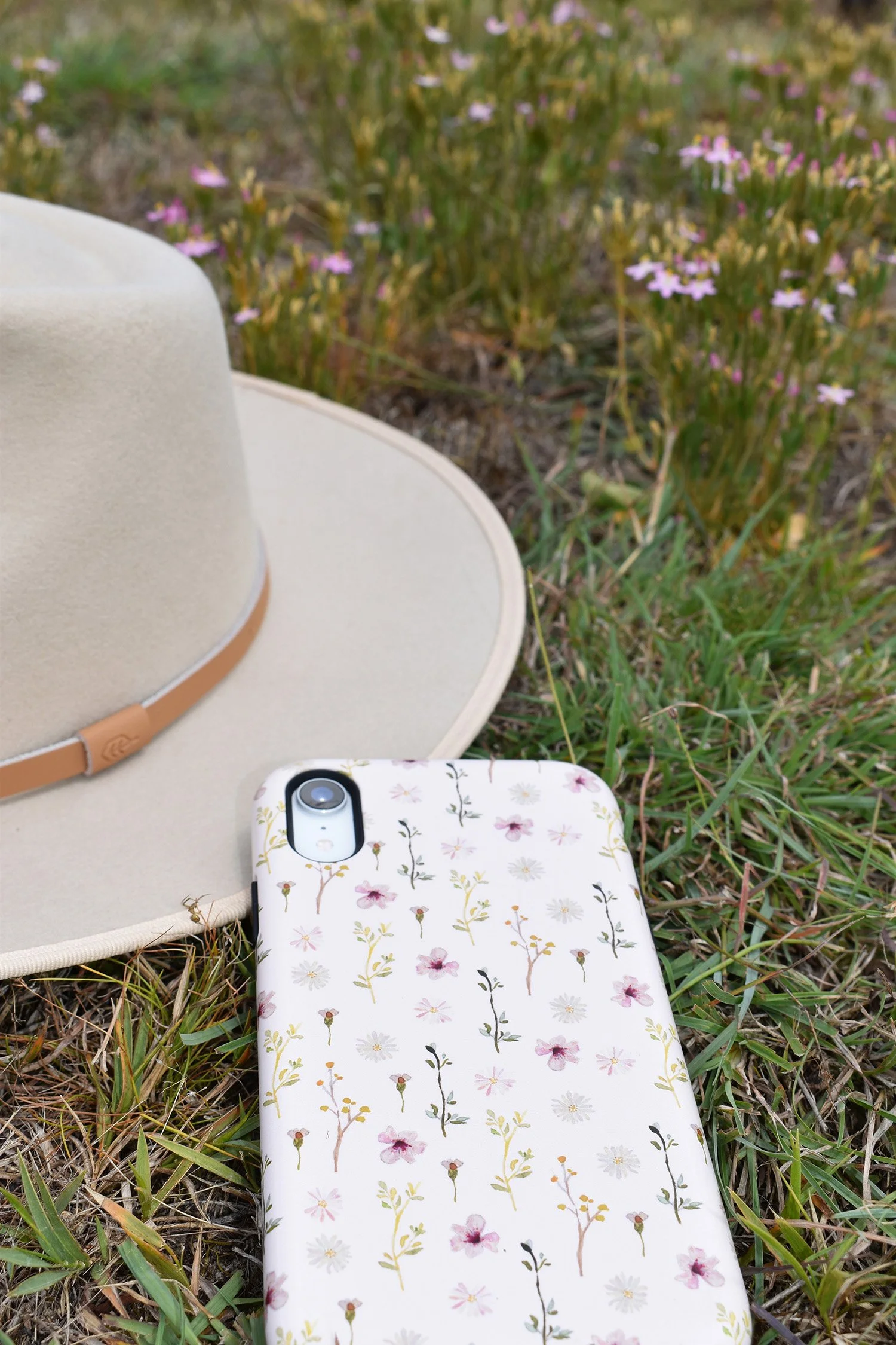 frankie-floral-phone-case-in-a-wildflower-meadow.jpg