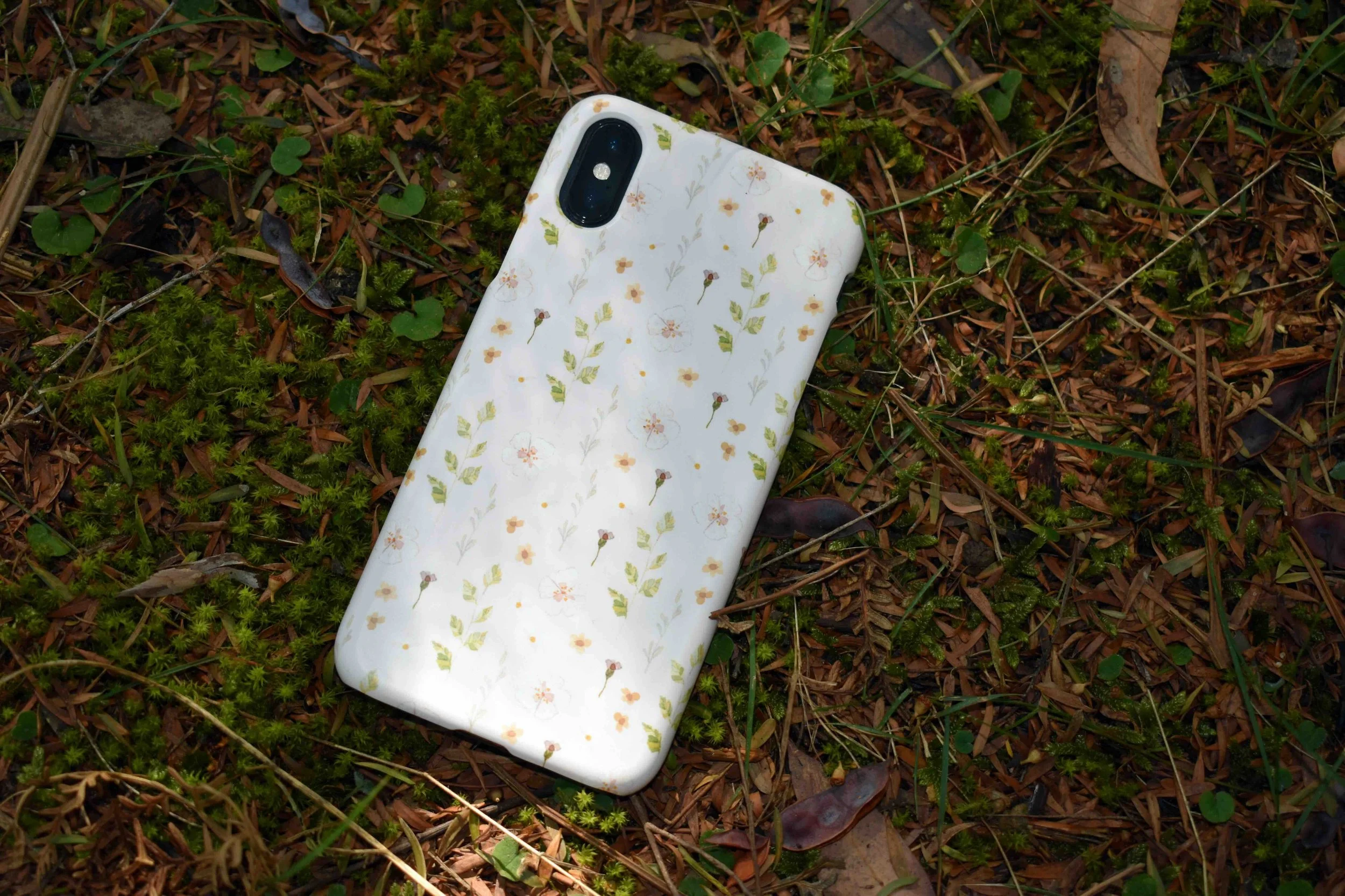 Neutral Phone Case Aesthetic Ideas (Delicate Hand-Painted Floral Patterns)