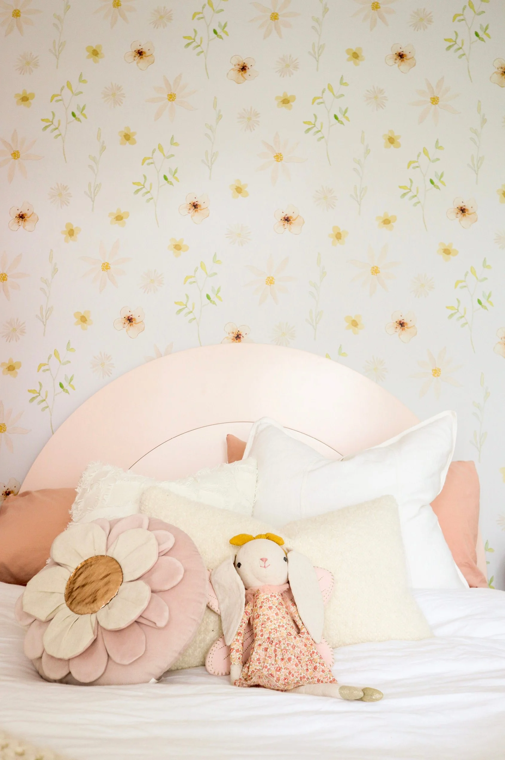 theo-wallpaper-website-image-2.jpg