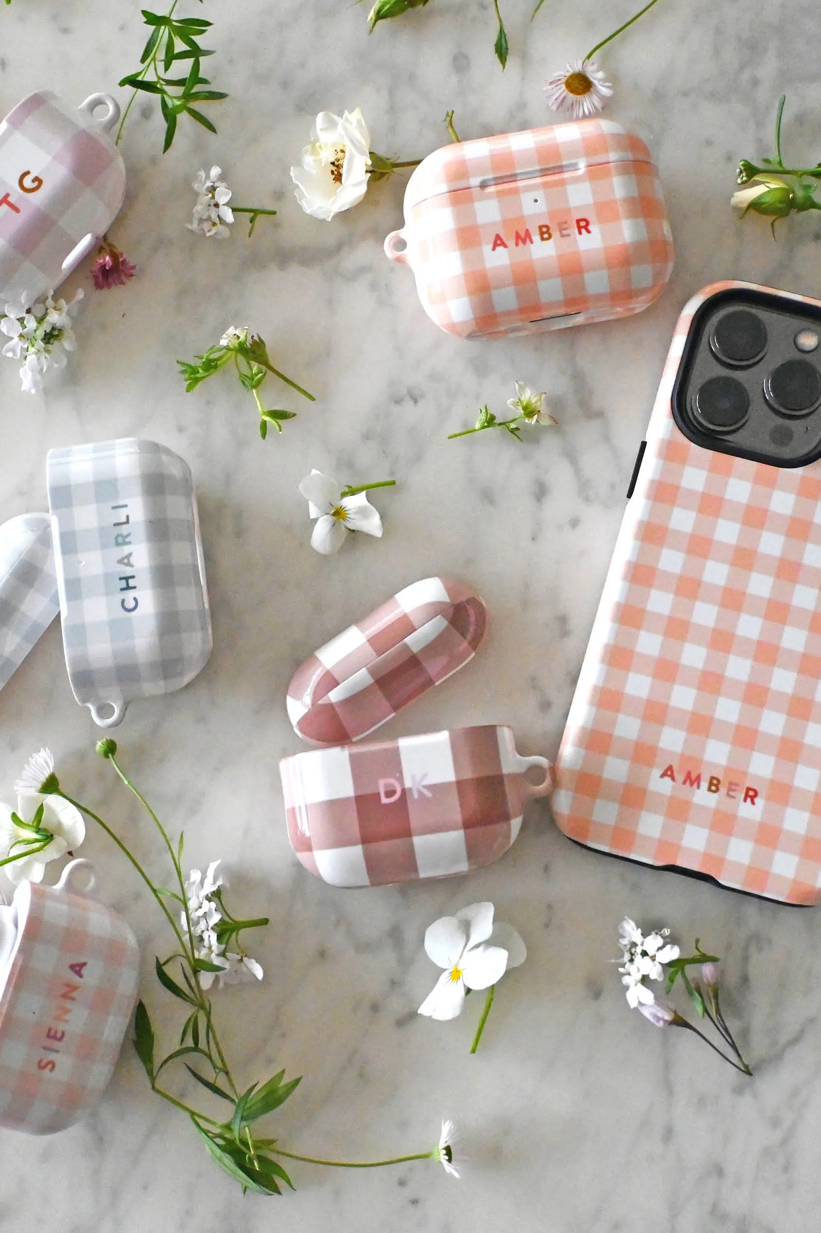 pretty-personalised-gingham-airpods-covers.jpg