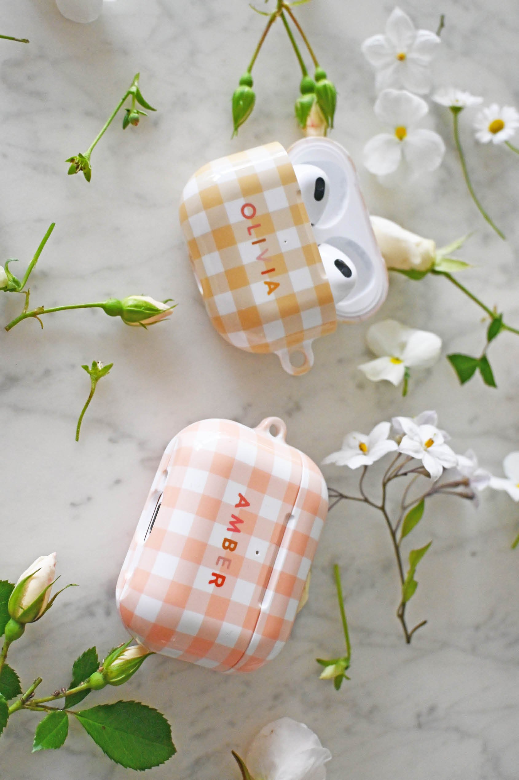 cute-gingham-custom-airpods-covers.jpg