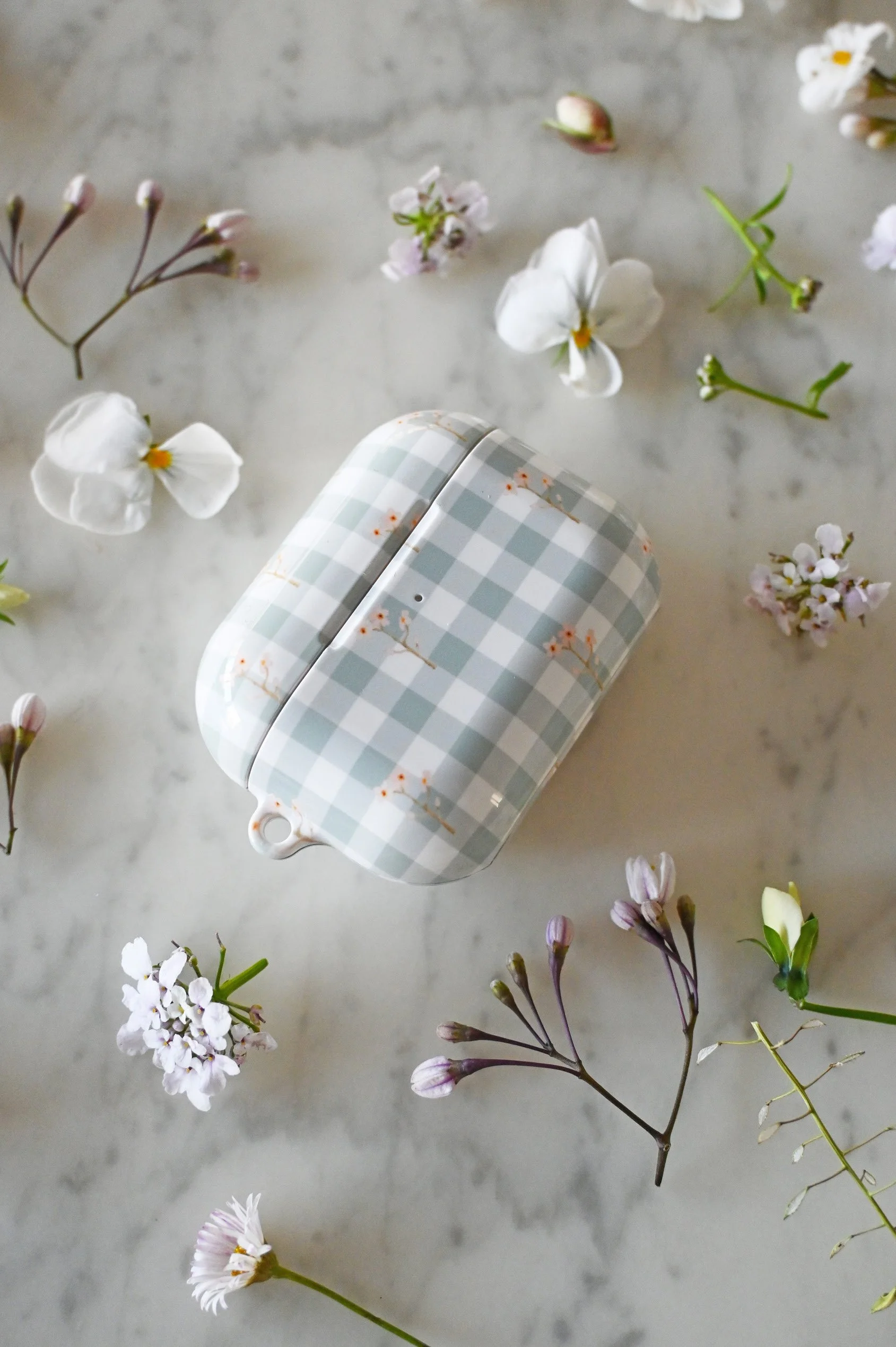 brielle-sage-green-airpods-case-little-flowers.jpg