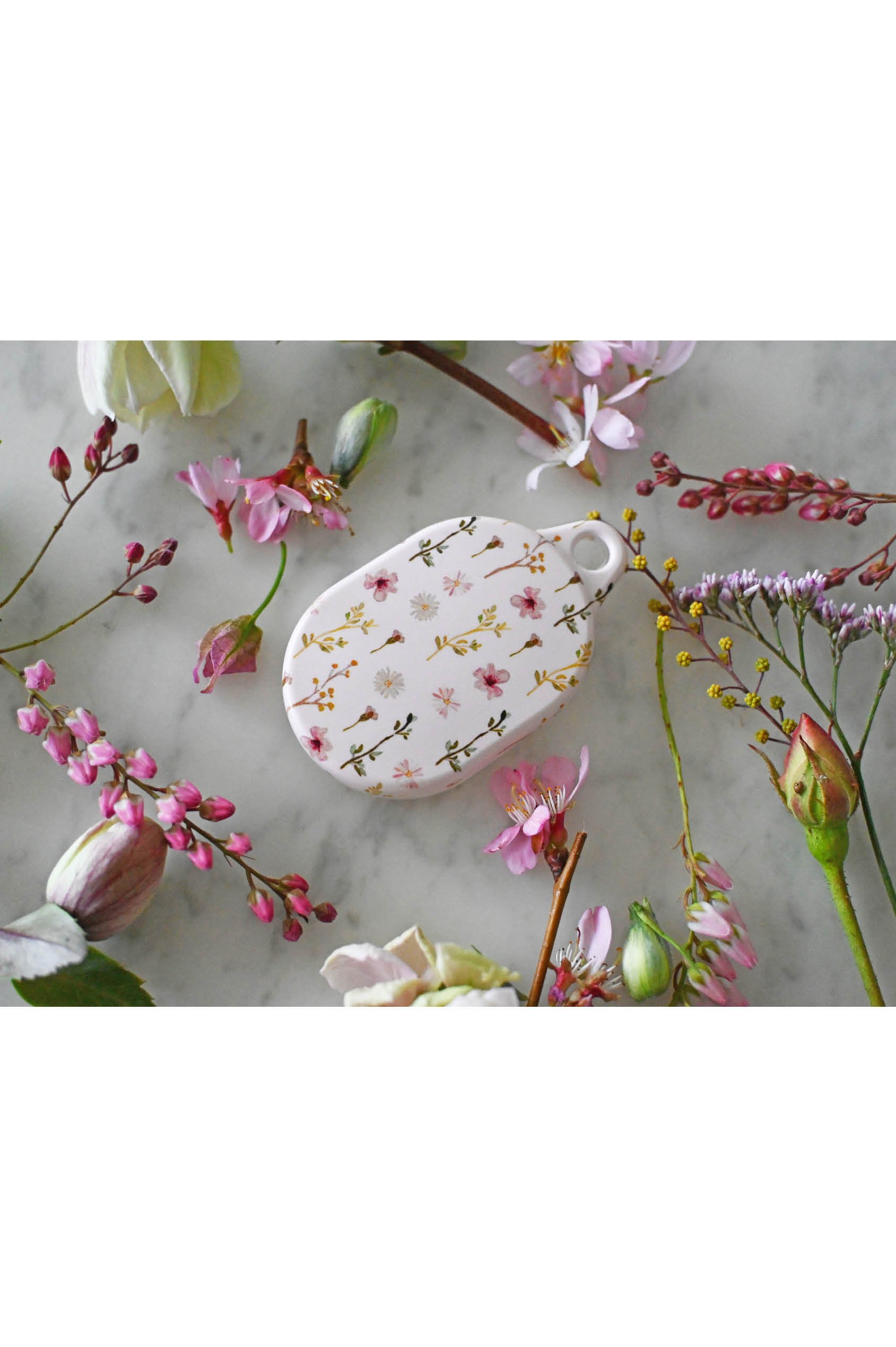 frankie-airtag-floral-case.jpg