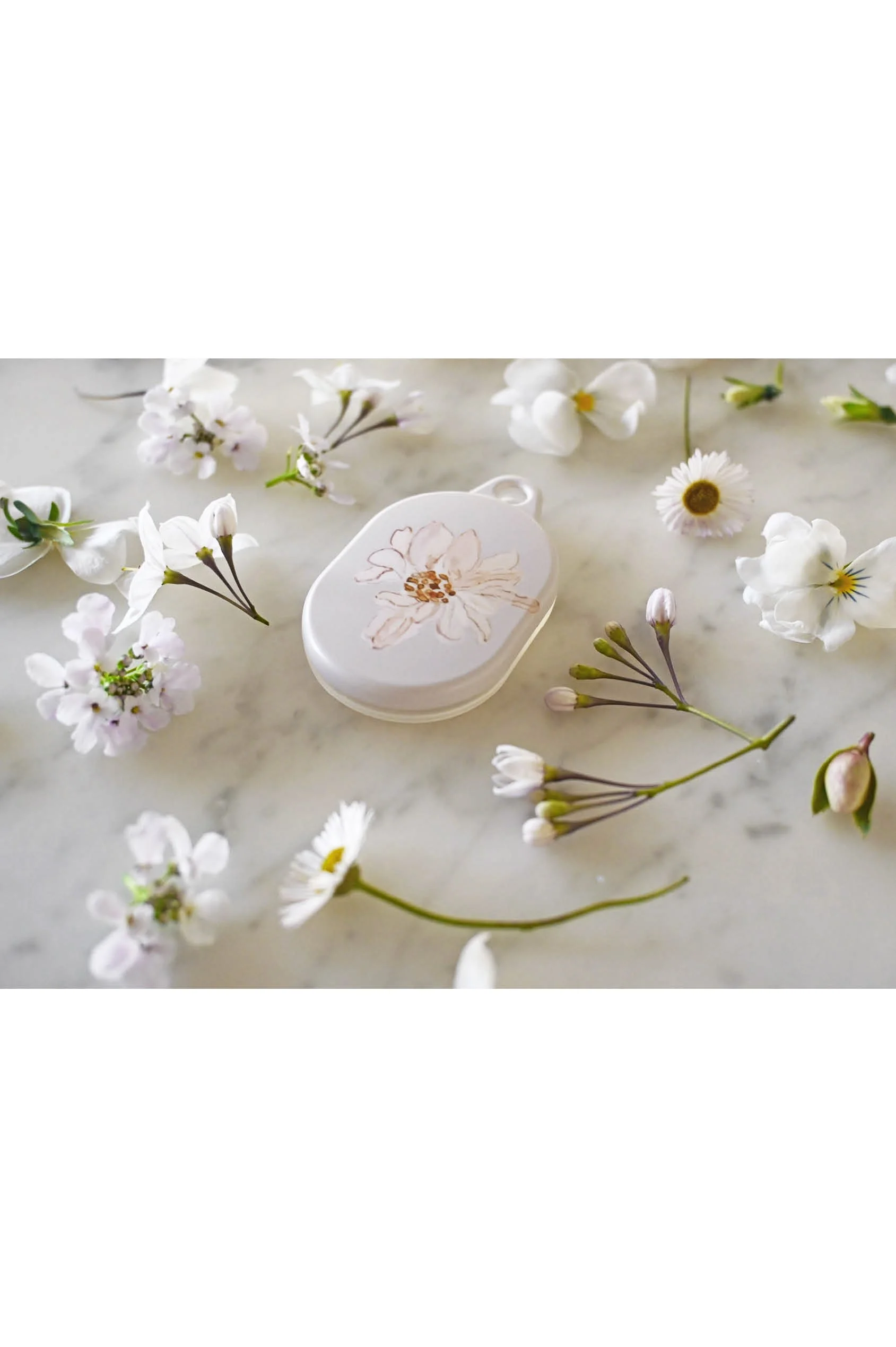 marigold-airtag-case-cute.jpg