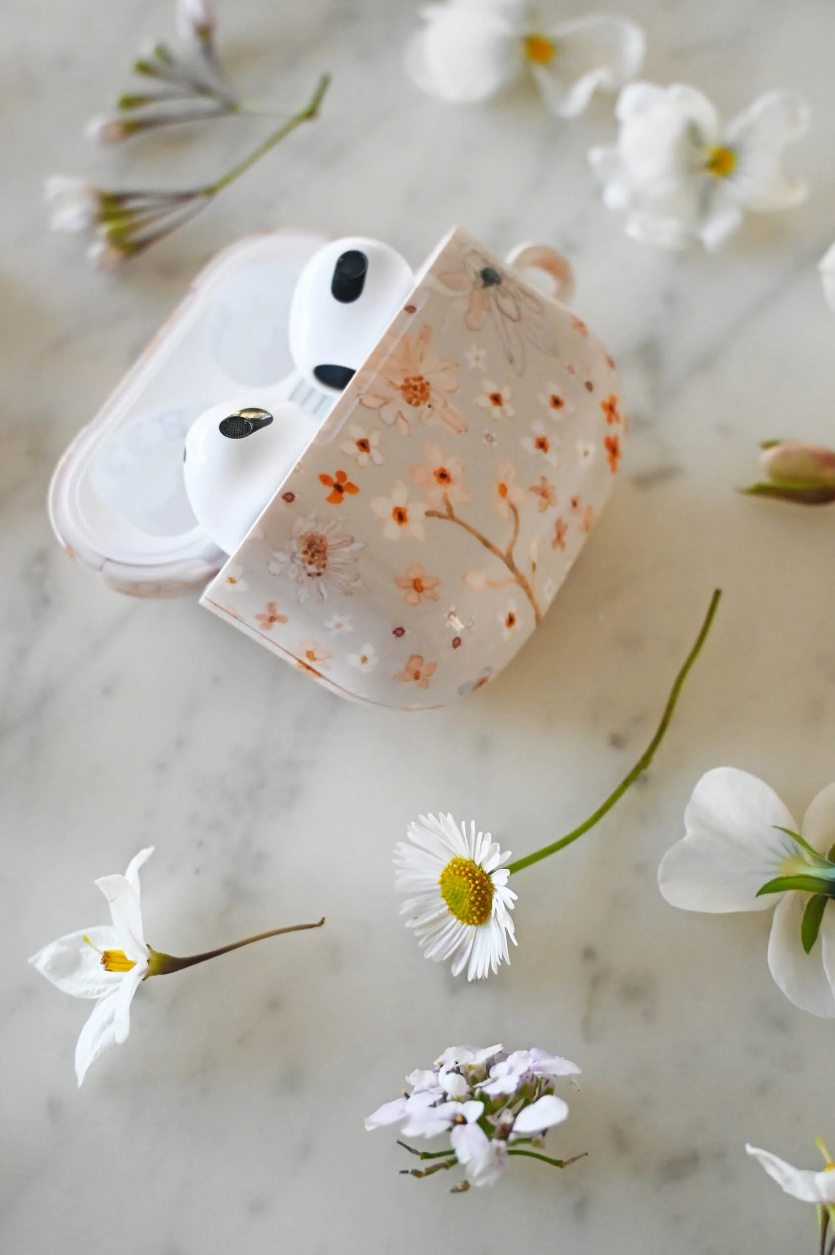 marigold-floral-pattern-airpods-case.jpg