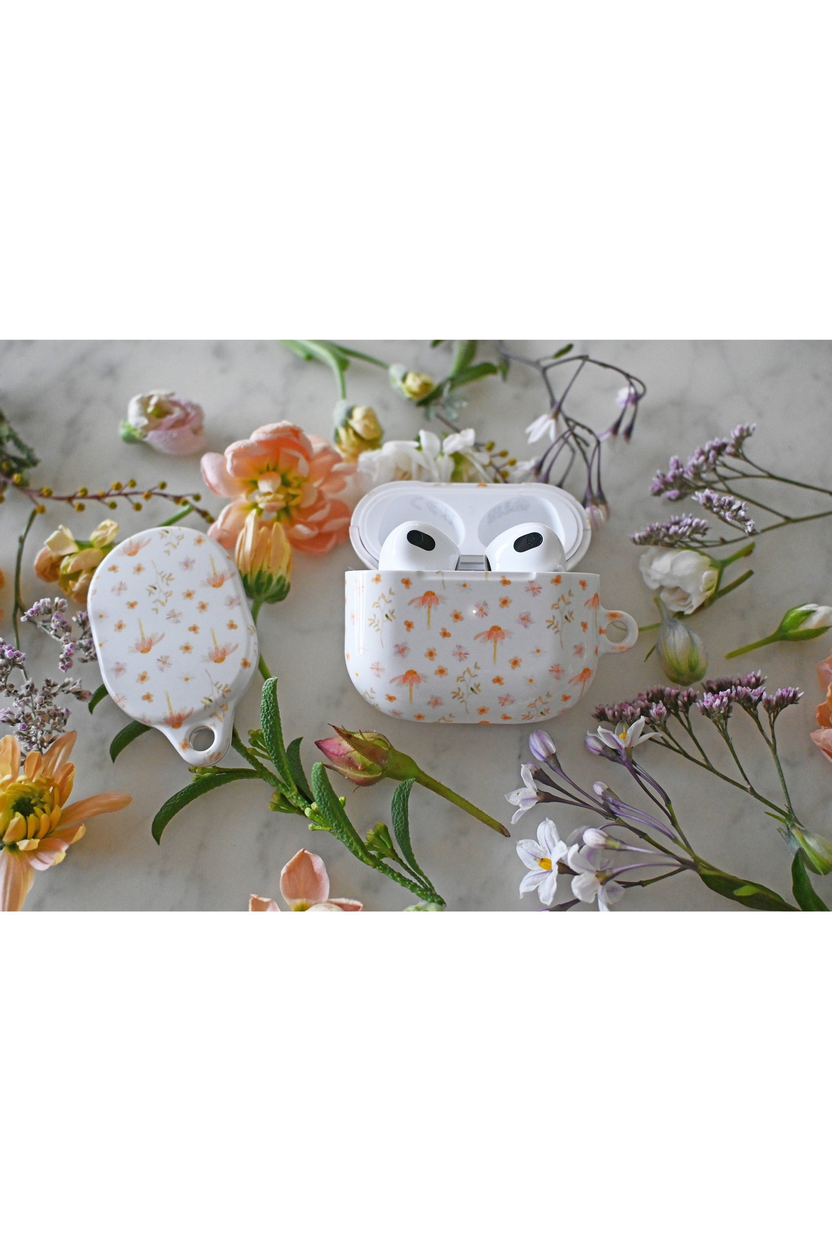 oakley-daisy-airpod-airtag-cases.jpg