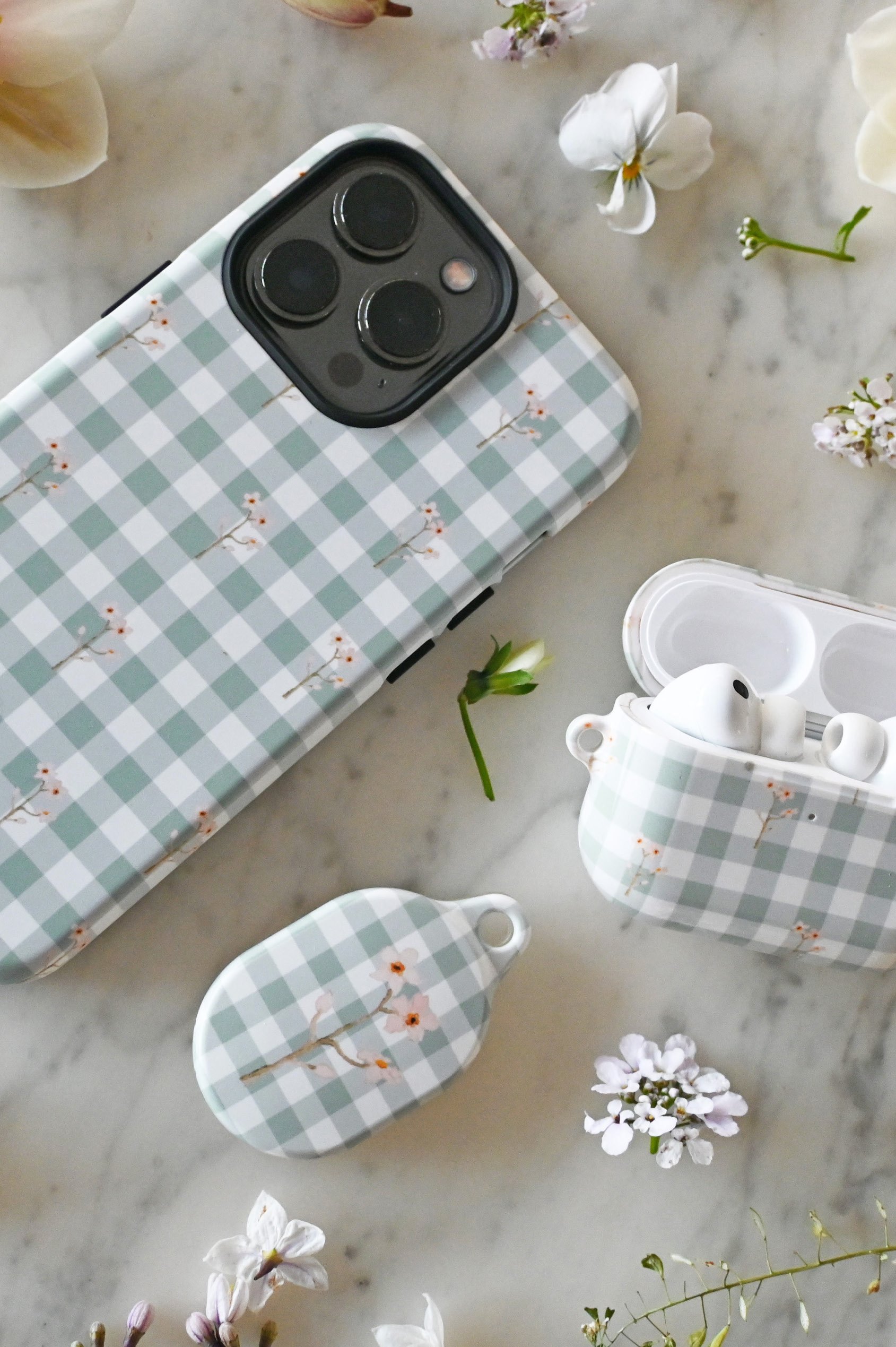 brielle-gingham-phone-case-set.jpg