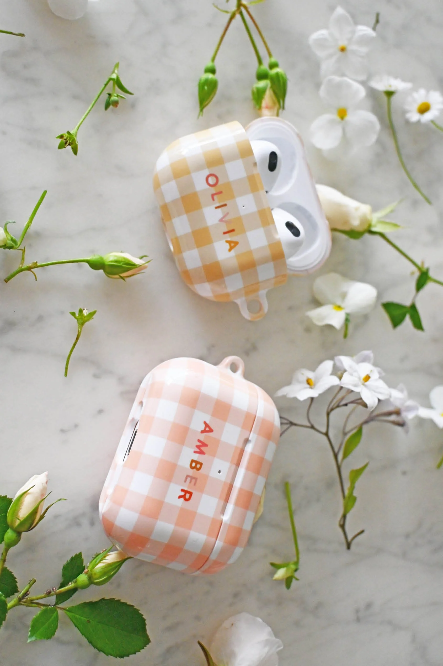 cute-gingham-custom-airpods-covers.jpg