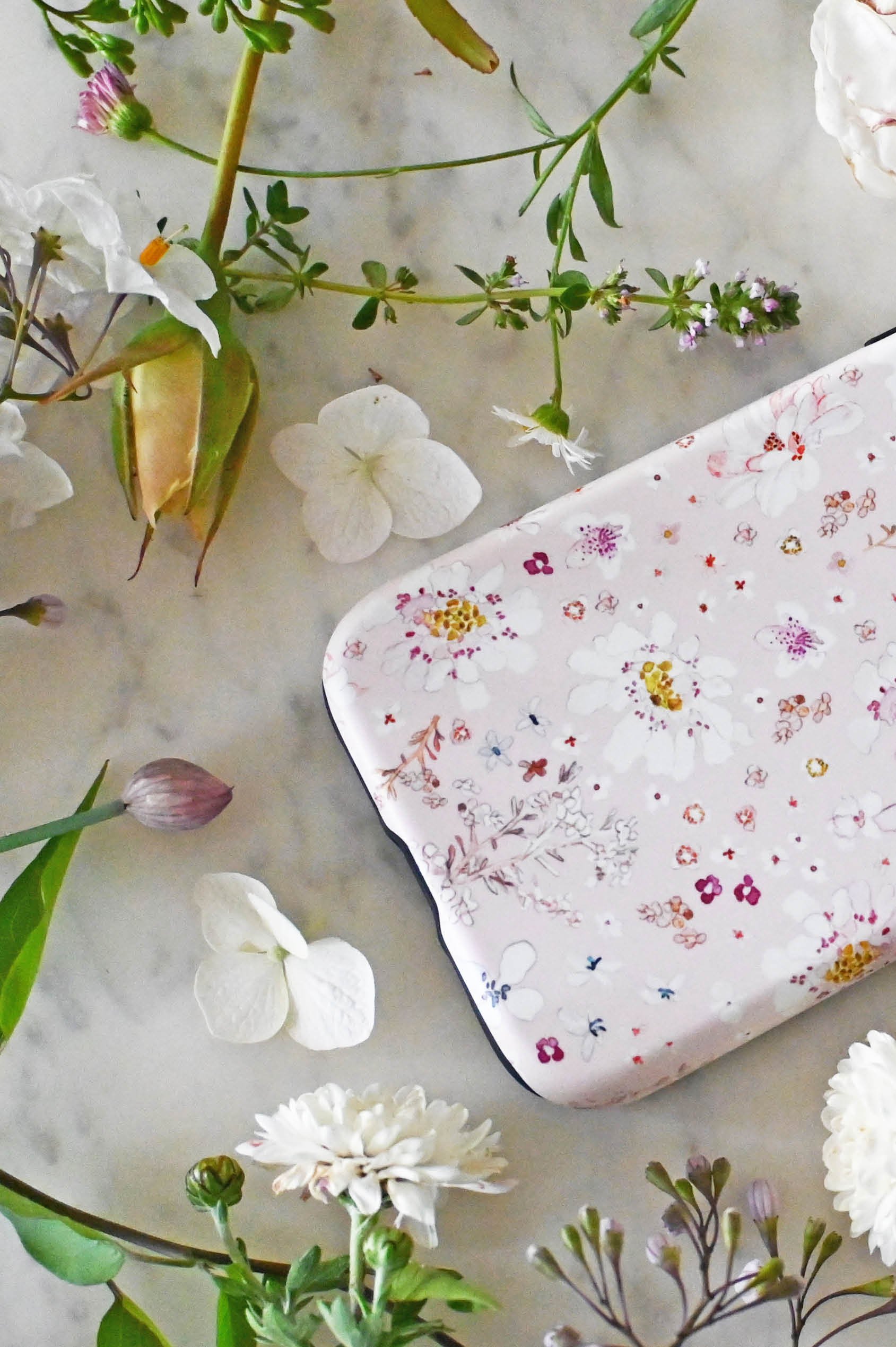 myra-beautiful-designer-phone-case.jpg