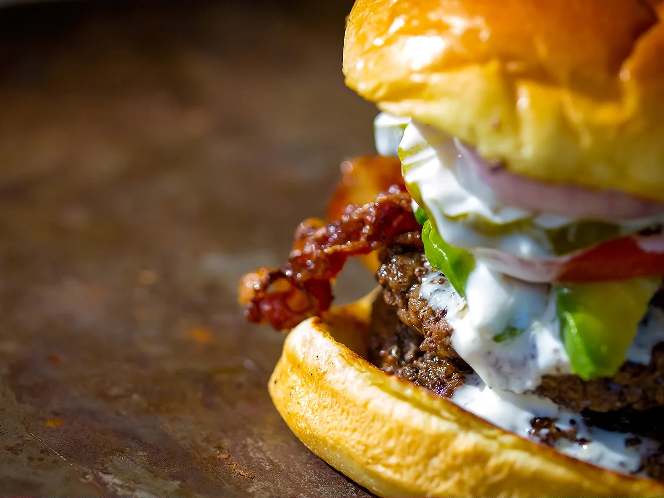food-photography-hamburger-jim-bobs-columbus.jpg