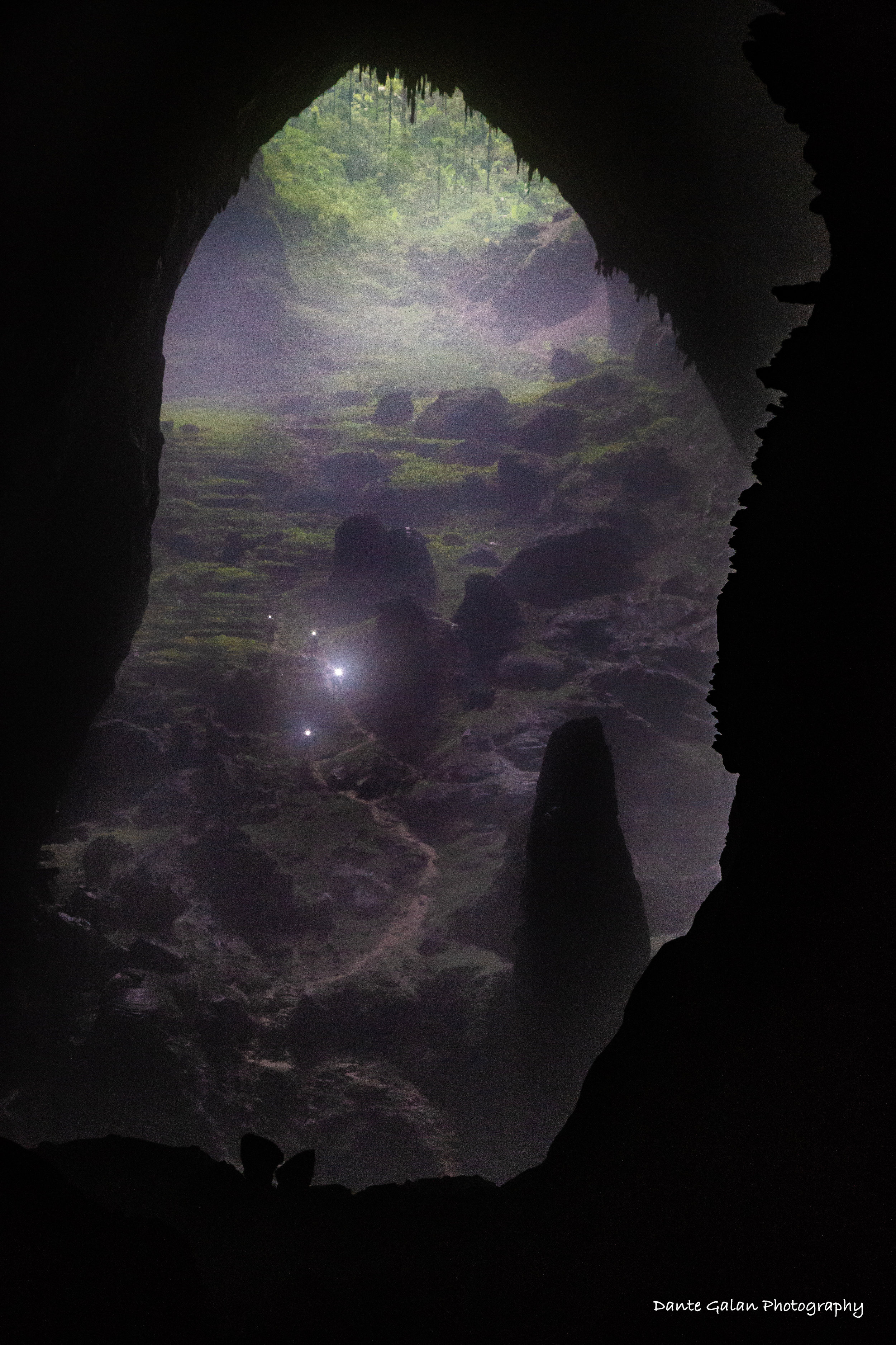 DM2B2496 copy_watermark.jpg