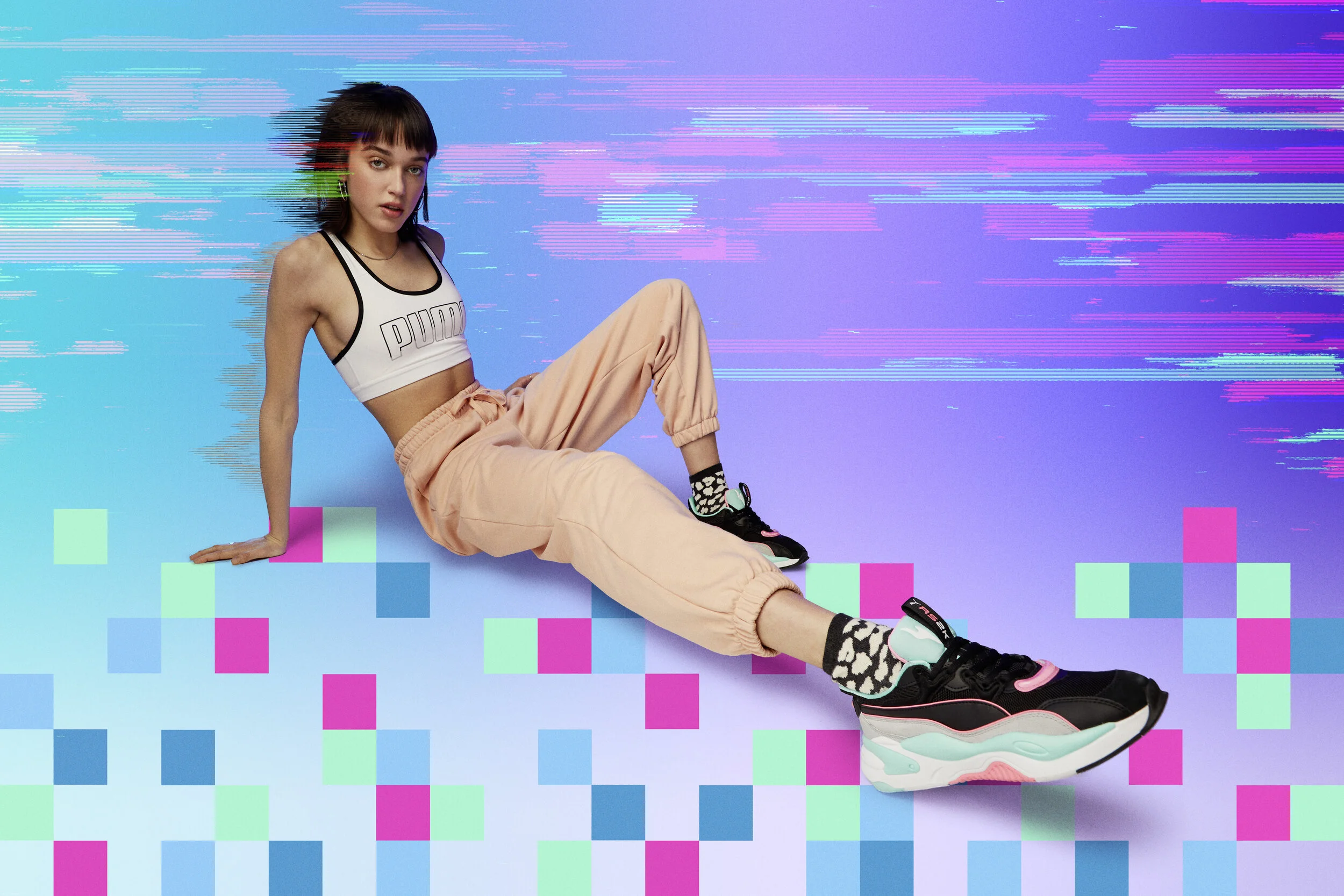 20AW_xSP_RS-2K_Messaging_WMNS_Model_242 copy.jpg