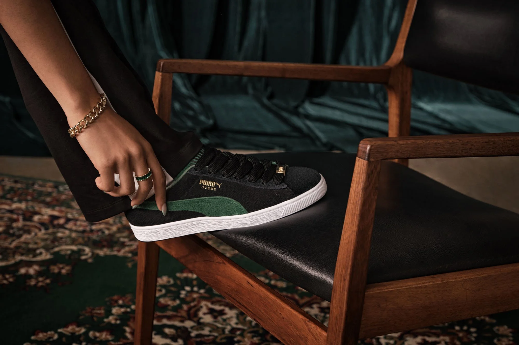 23SS_SP_Archive-Remastered_Suede_WNS_Product_0314.jpg