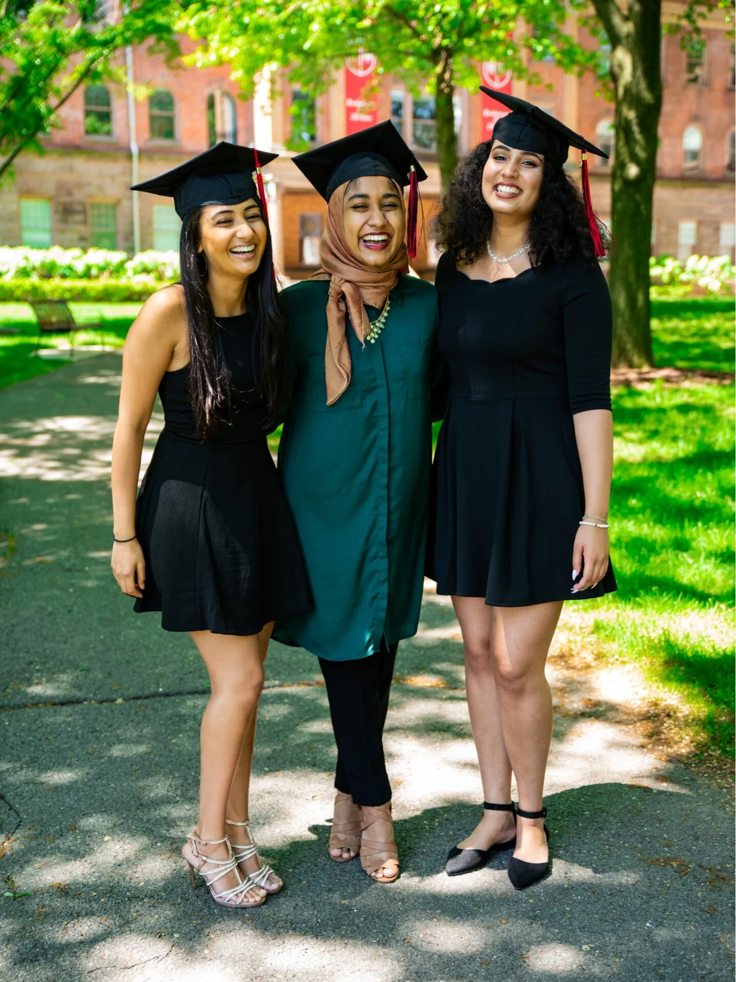 Shriya_GroupGradPhotos__15.JPG