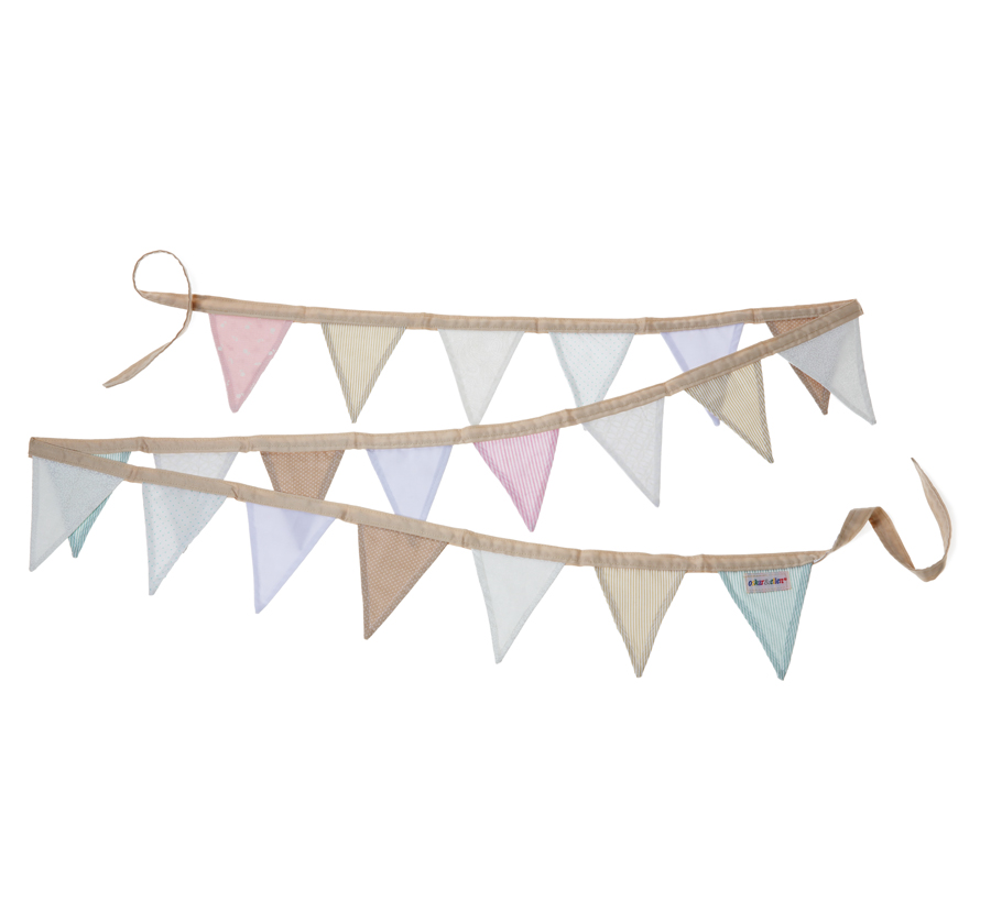 Bunting, Beige