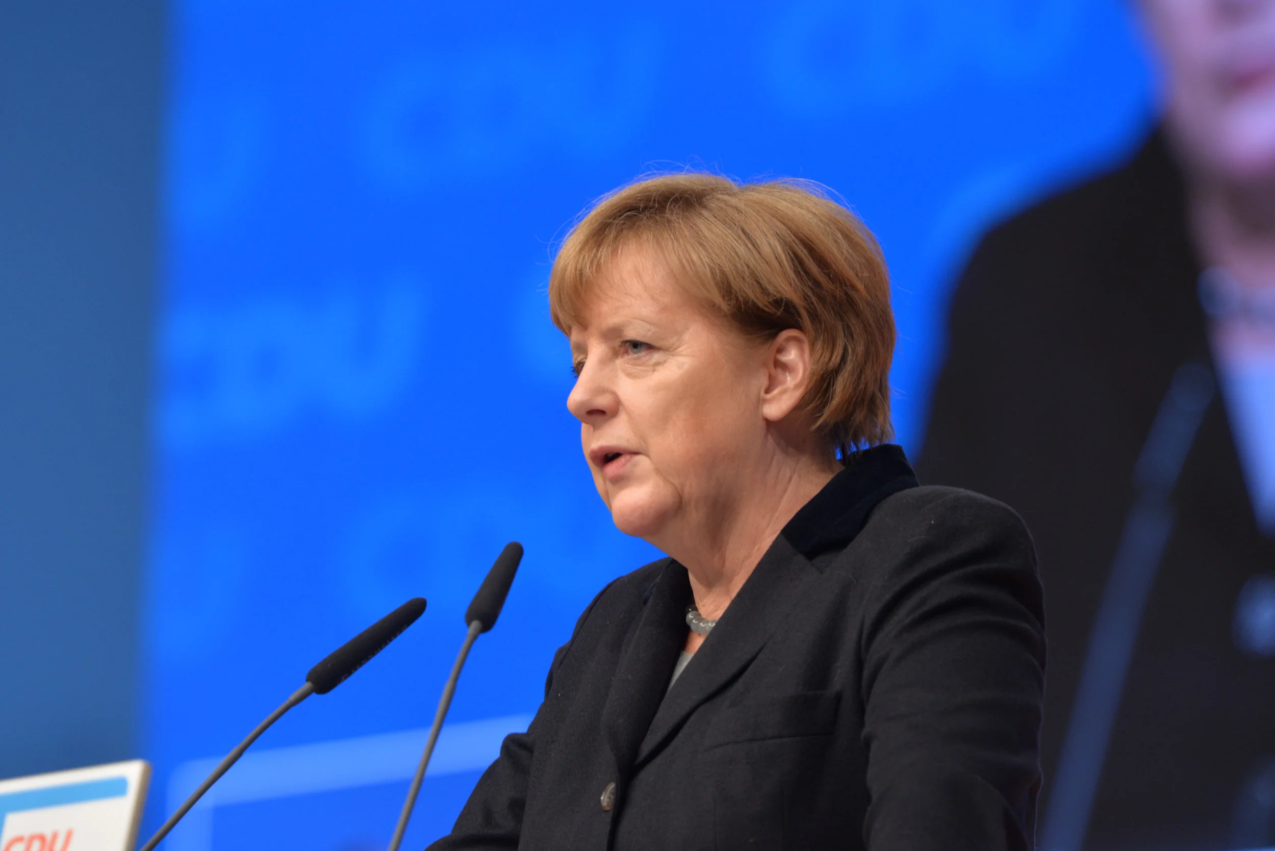 Merkels Rückzug: Warum für die CDU nun unruhige Zeiten anbrechen?