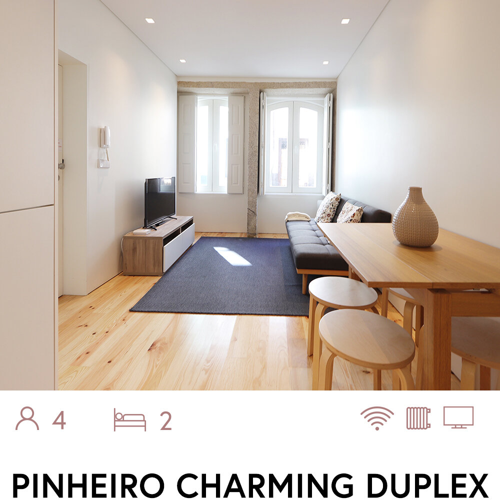  Duplex apartment in Porto’s downtown, near to the City Hall and Trindade. 