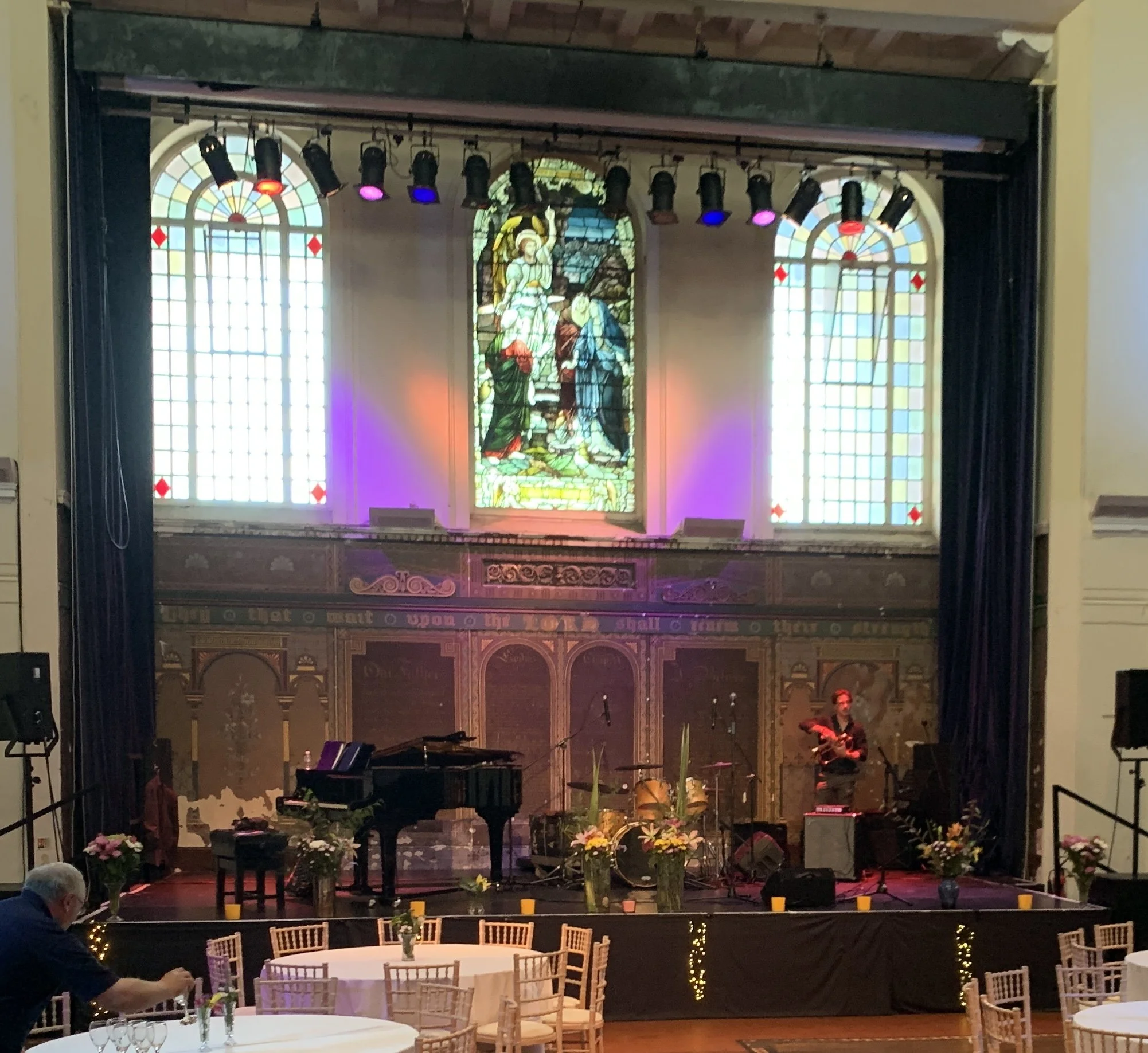 Beautiful setting to play...