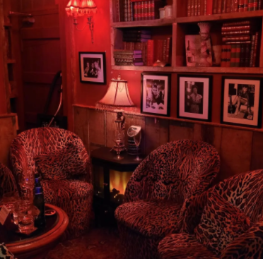 Grapevine Champagne &amp; Jazz Bar