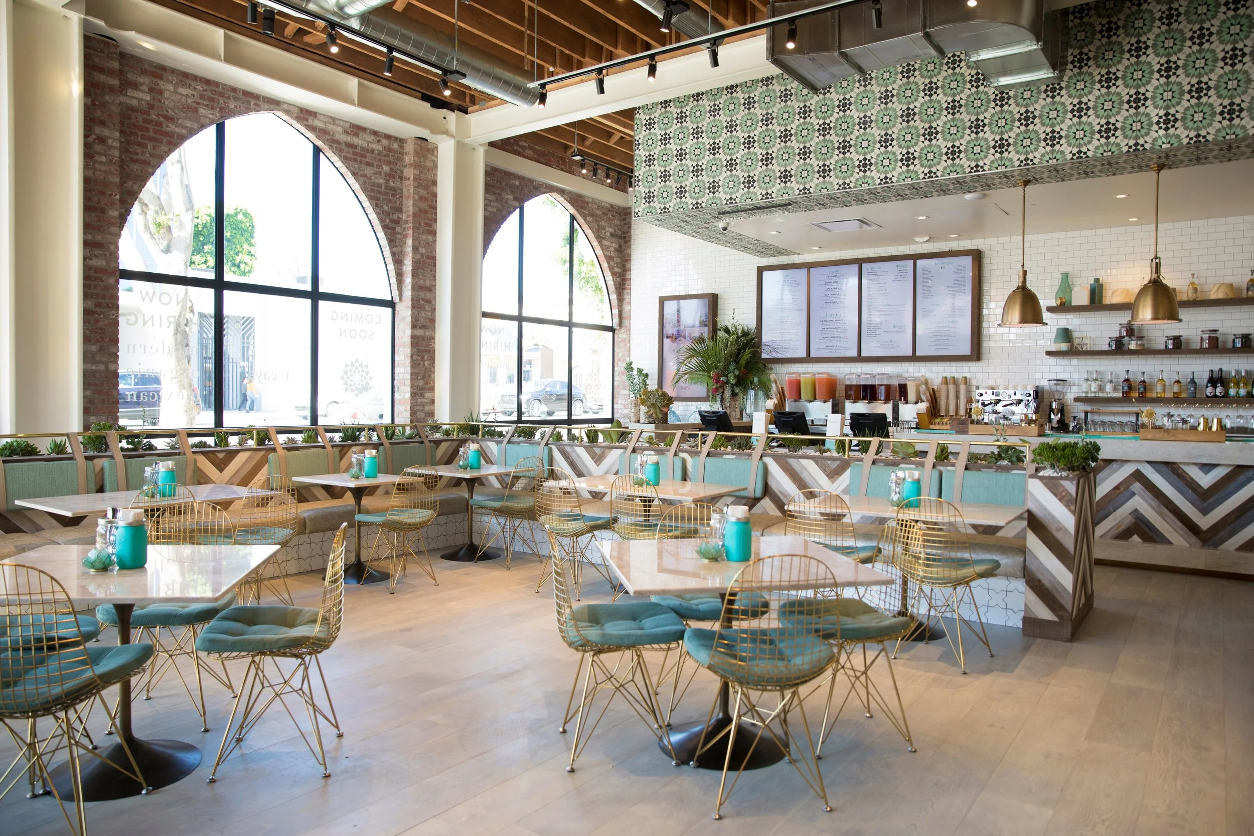 Sunny Scenes and Organic Tacos Rule at Hollywood’s Next Mexican Spot