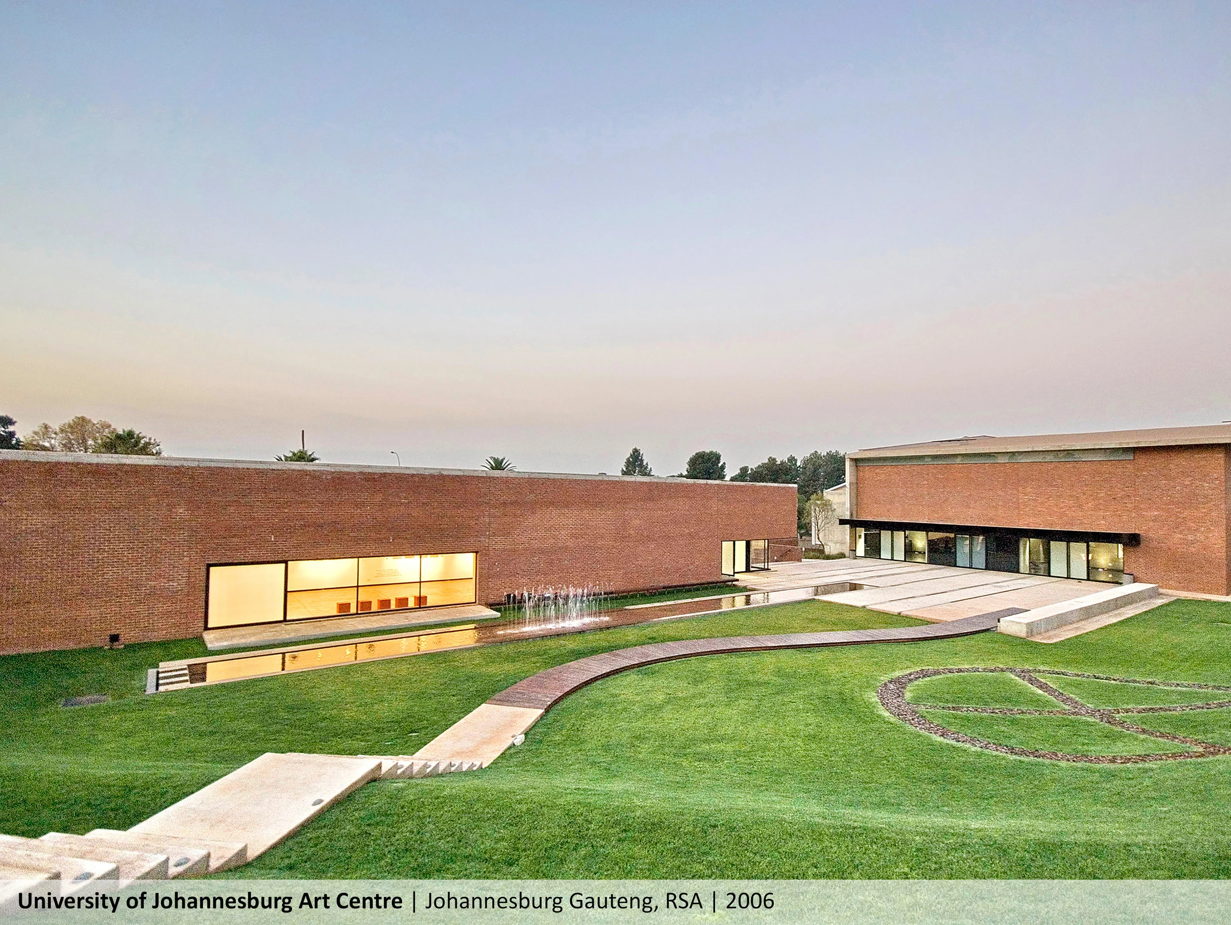 04 art centre - gallery.jpg