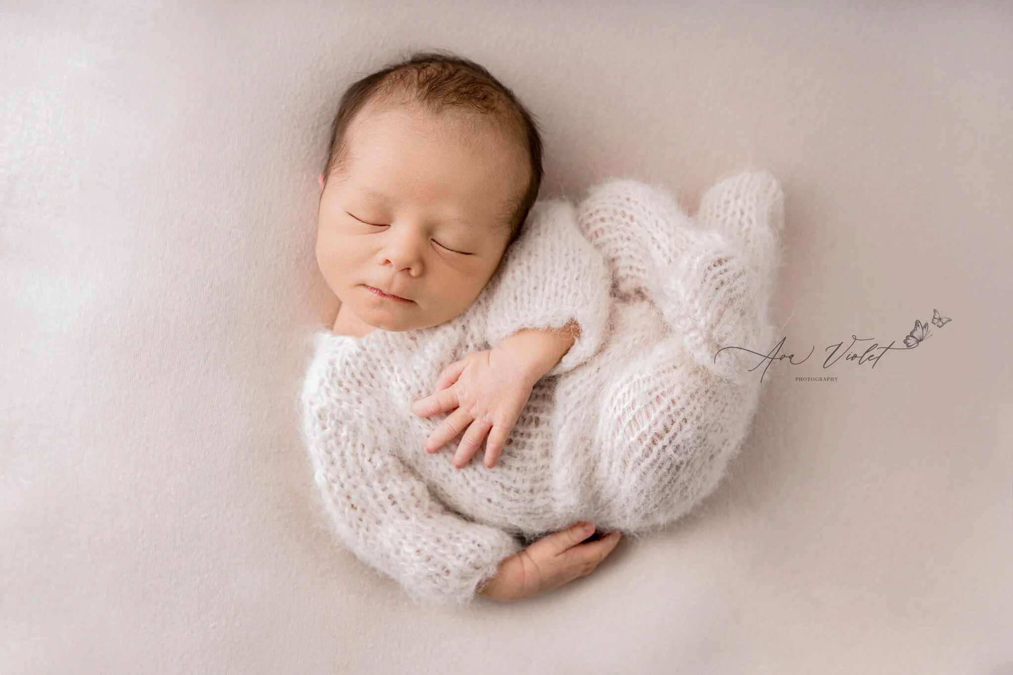Tips for photographing your newborn