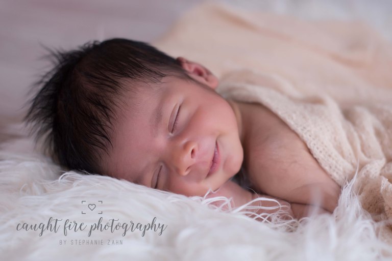 Maple Lawn Newborn Photo 5.jpg