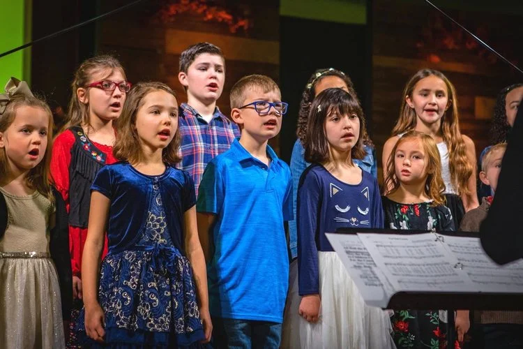 Praise Notes Leads Worship