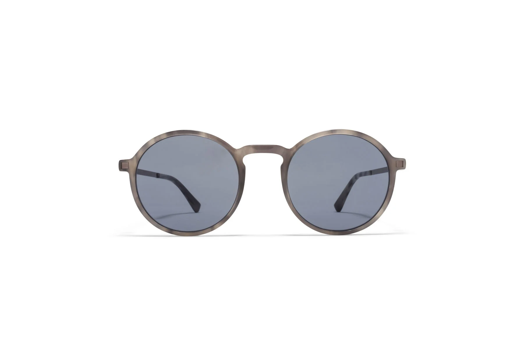 mykita-lite-acetate-sun-kamik-c44-grey-havana-shin59fc4a1f0d9ab.jpg