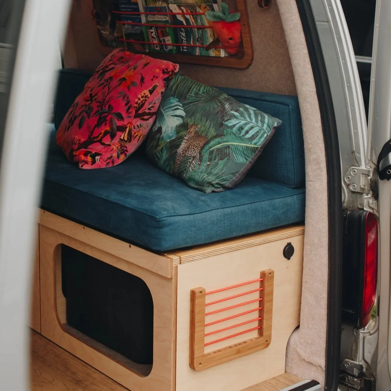 CamperPouch-6.jpg