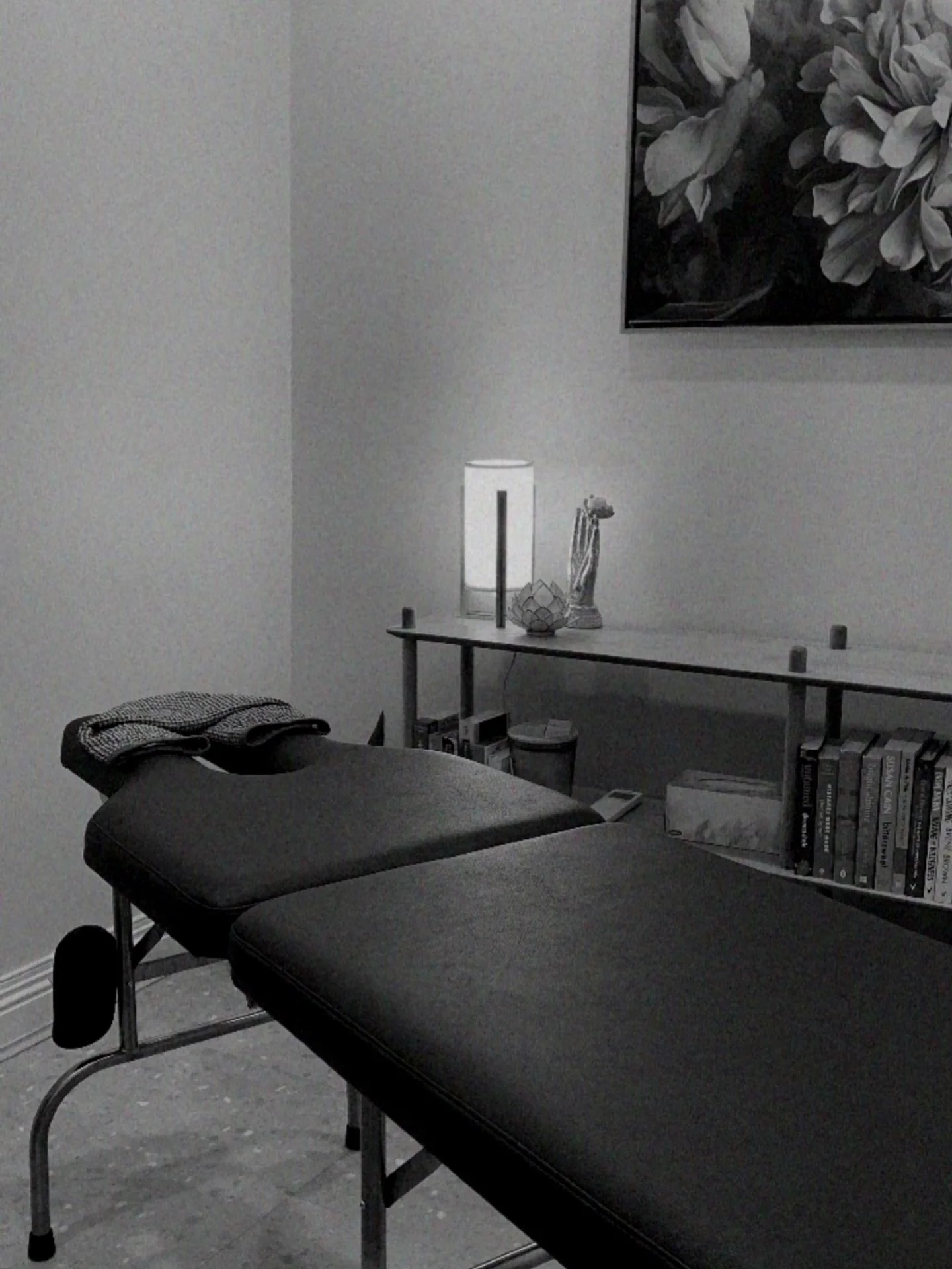 💸🌟 The energy of abundance is in BOTH how much you can give AND how much you can receive

When I was feeling my most scarce in both physical energy and finances, I counterintuitively spent the last of my money to go and receive health treatments wi