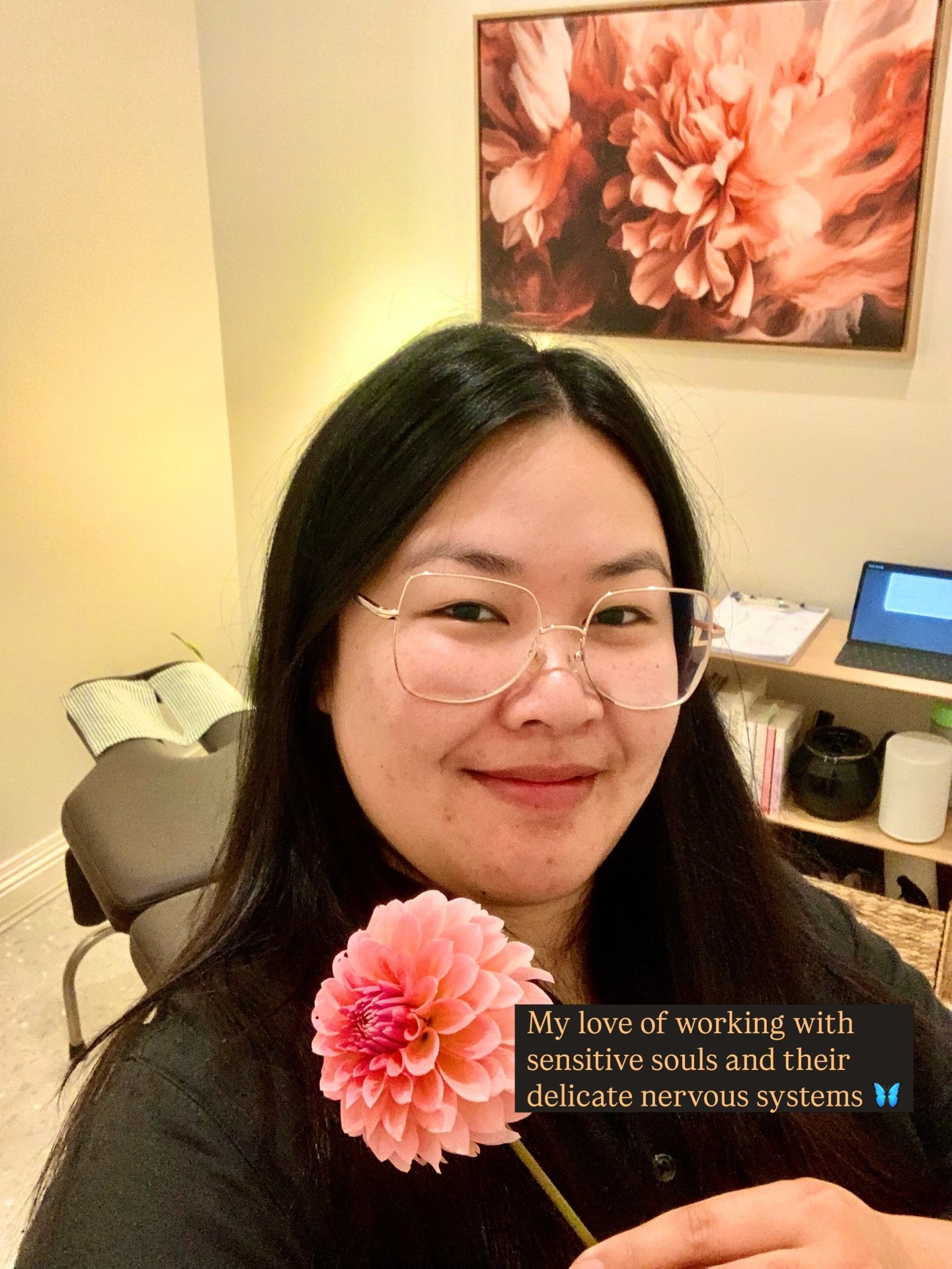 I work with clients from all walks of life🚶&zwj;♀️creative artists, yoga teachers, herbalists, wellness practitioners, chefs, entrepreneurs, mothers, brothers, carers, neurospicies, highly intuitives, chronically stressed&hellip; you name it!

❤️ BU