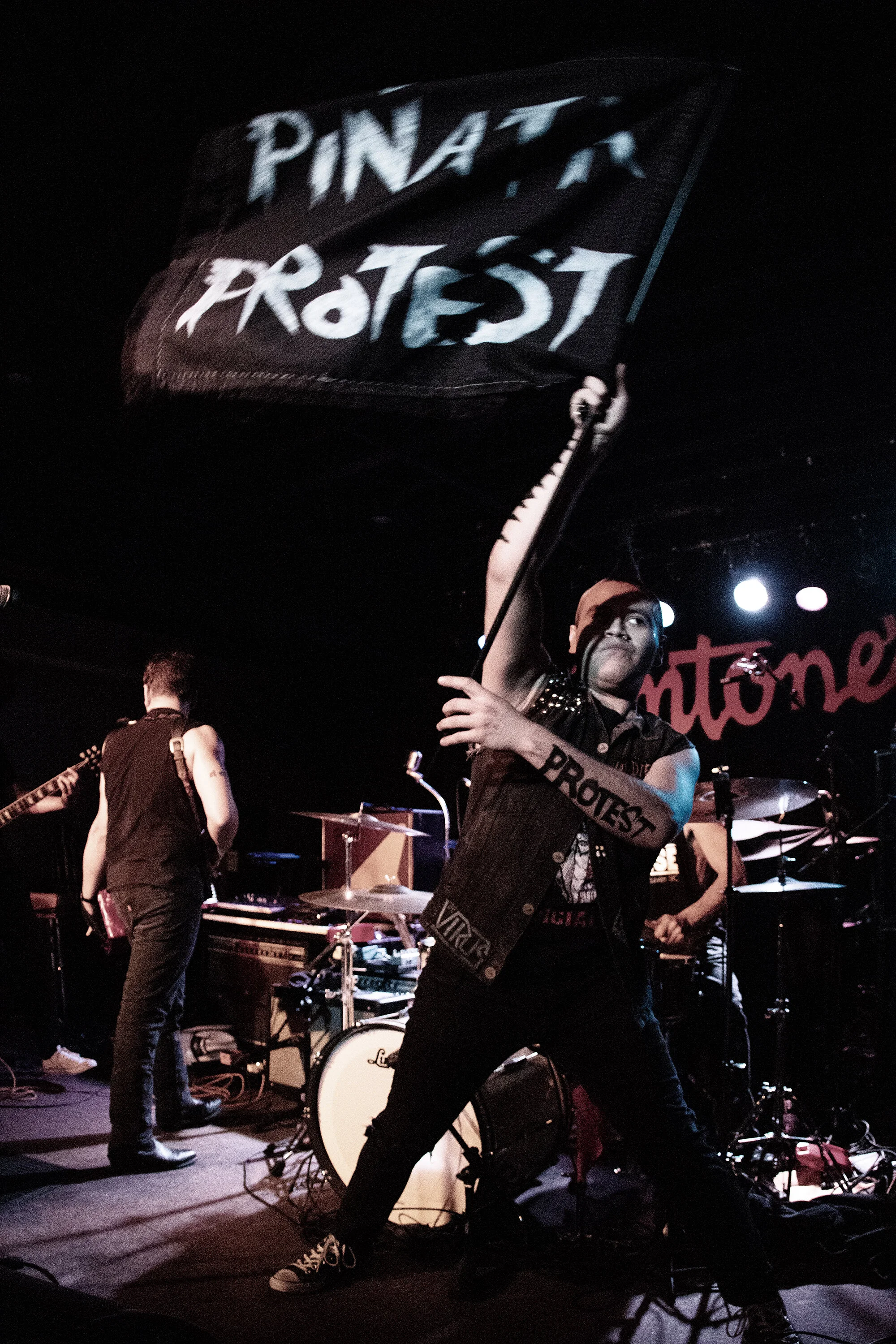 pinataprotestps (22 of 28).jpg