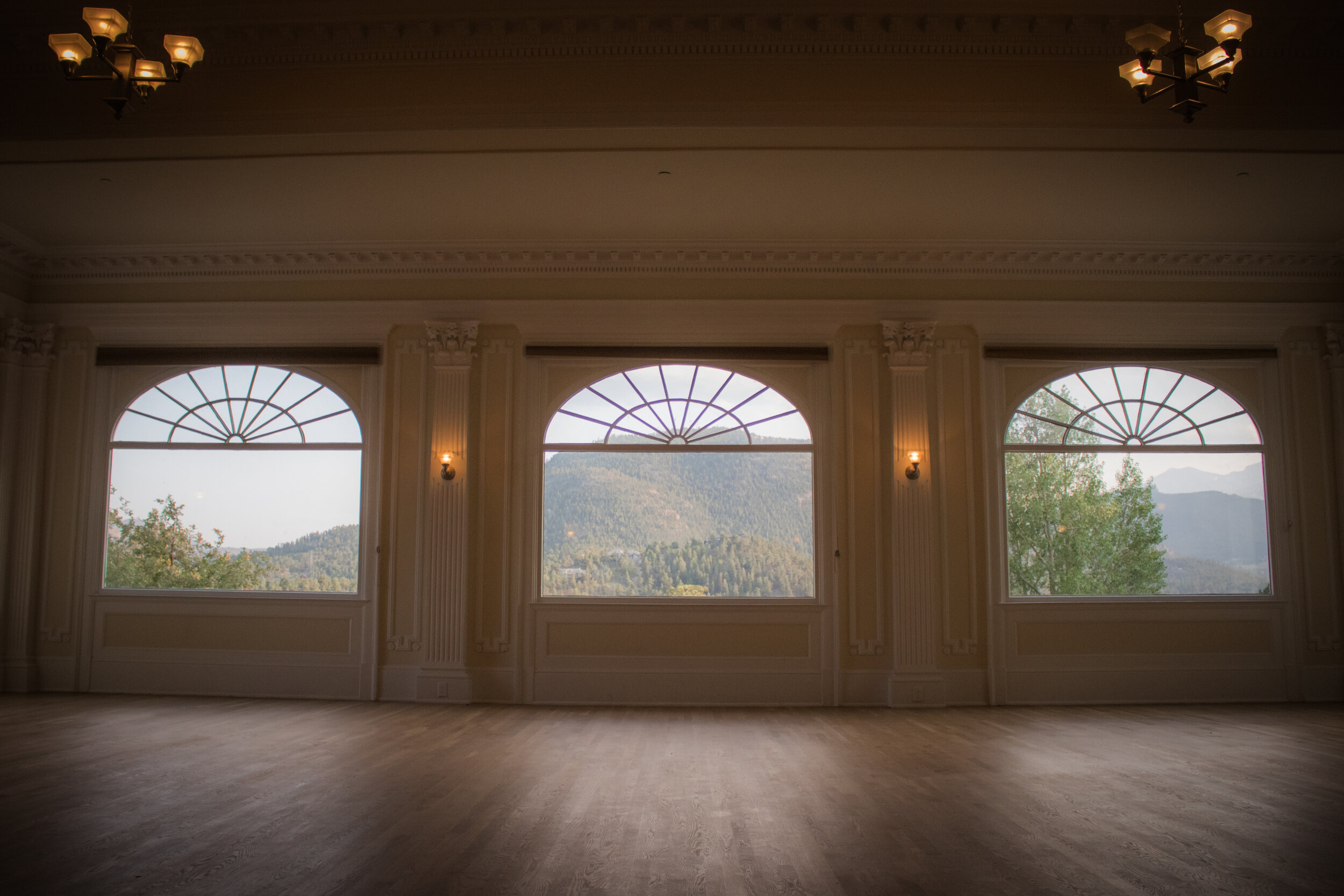 ballroom (1 of 1).jpg