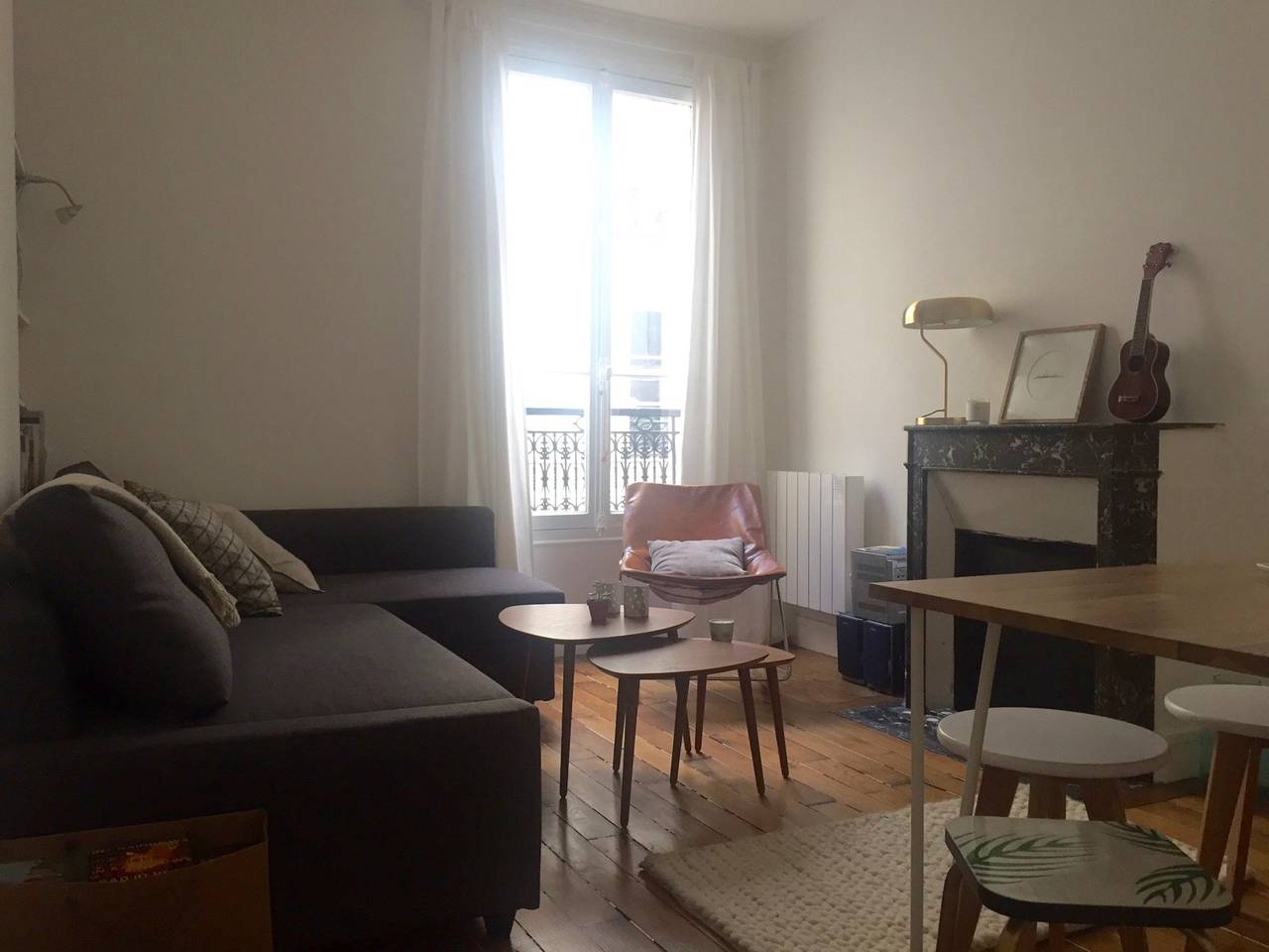 住んでるみたいに　滞在するパリ　Airbnb 