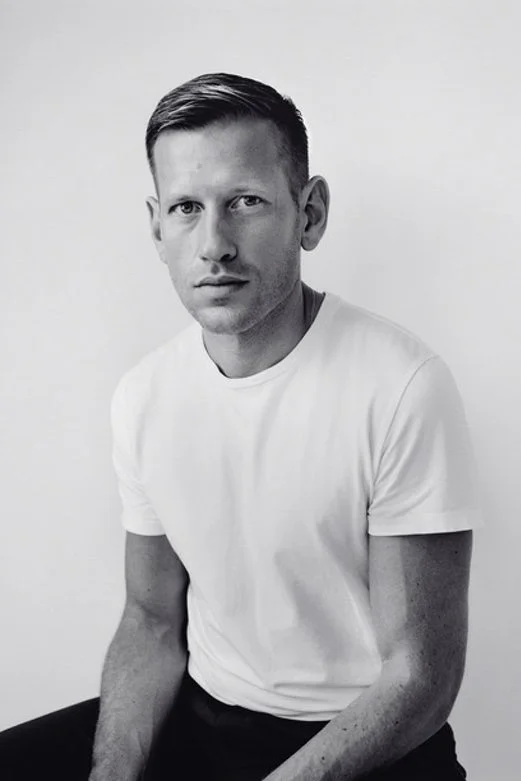 カールラガーフェルドの後任は誰？　フェラガモの新しい挑戦