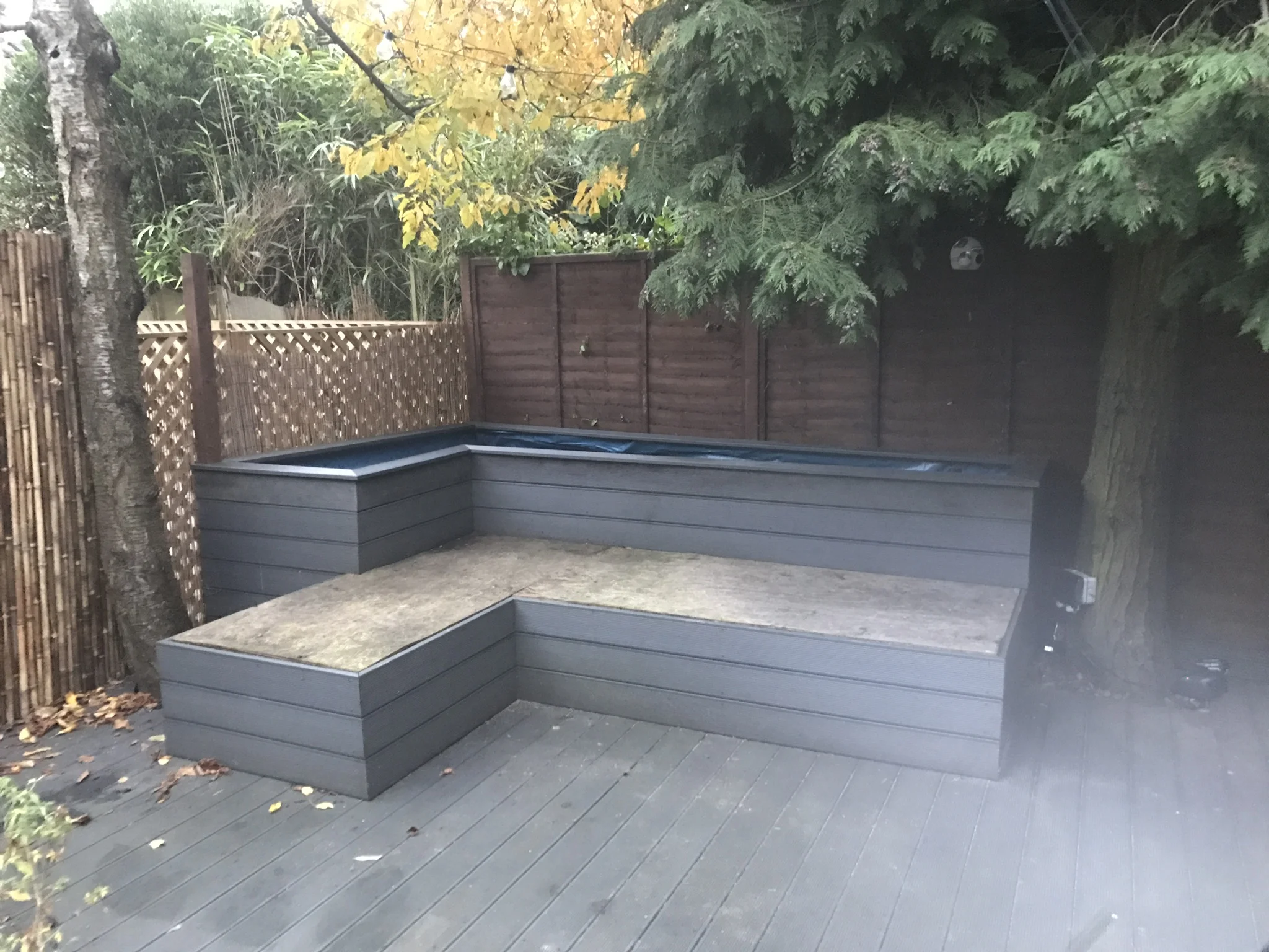 IN PROGRESS - BUILT-IN SEATING & PLANTER