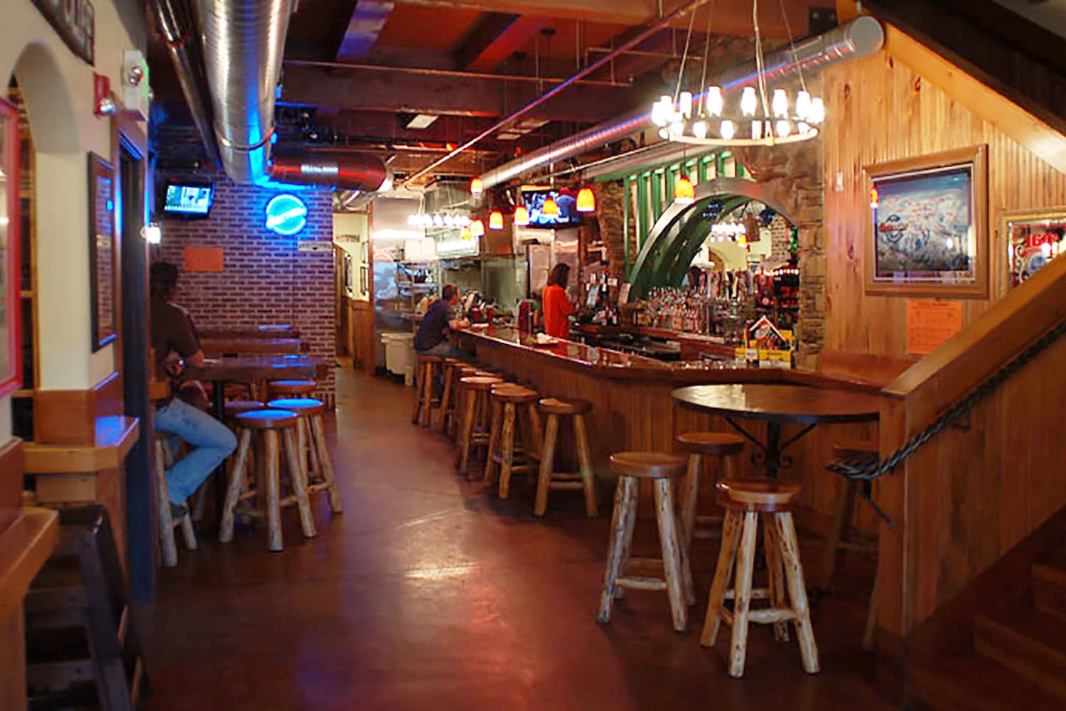 Mango's Mountain Grill — Miramonti Architect