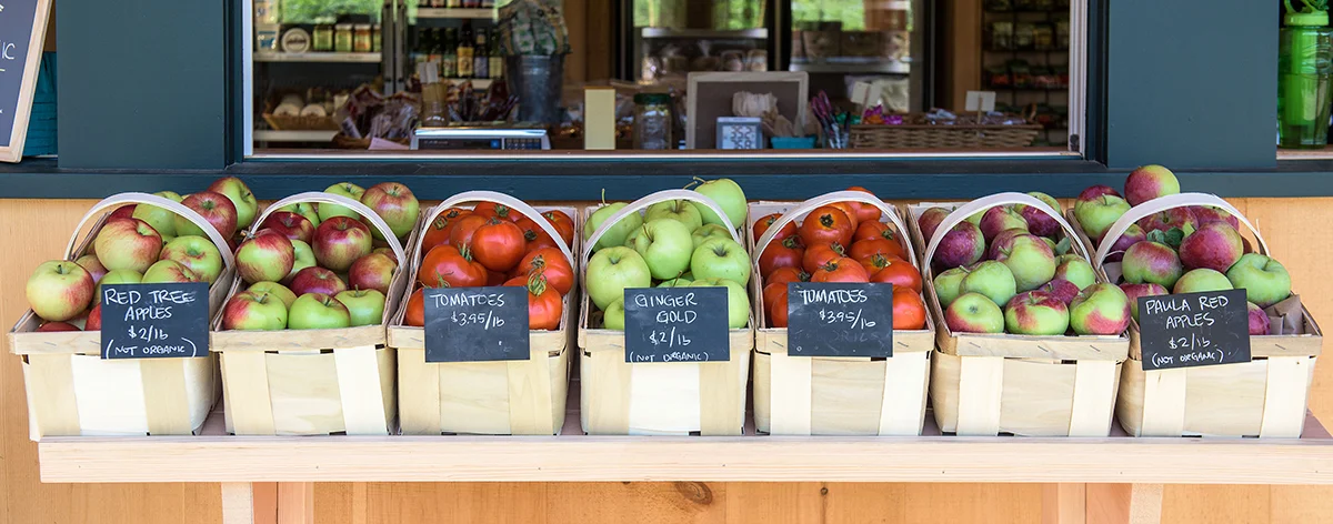 marketapples&tomatoes.jpg