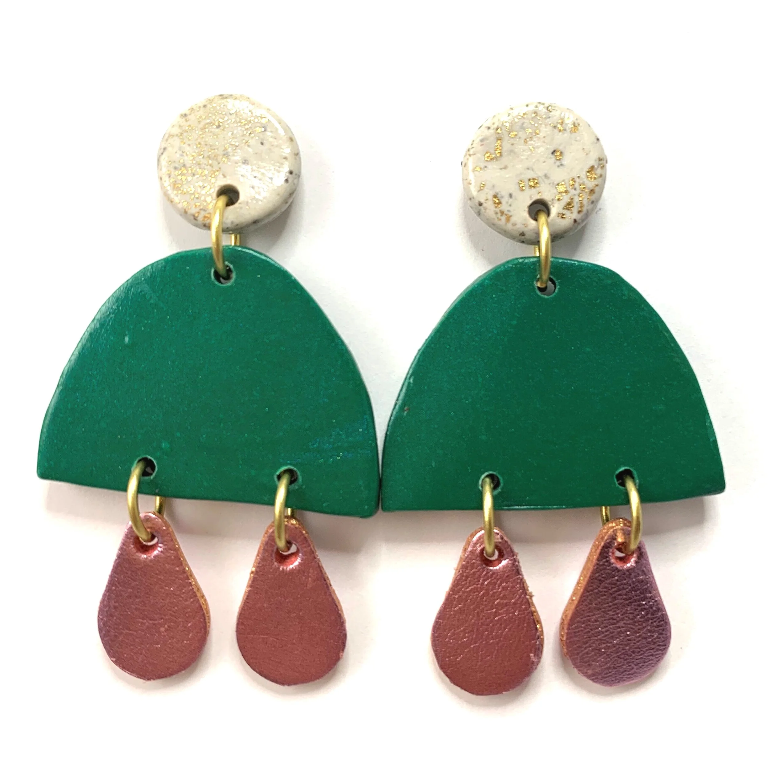 EADD7DD8-5095-4004-84B7-1BEBC666FAAE