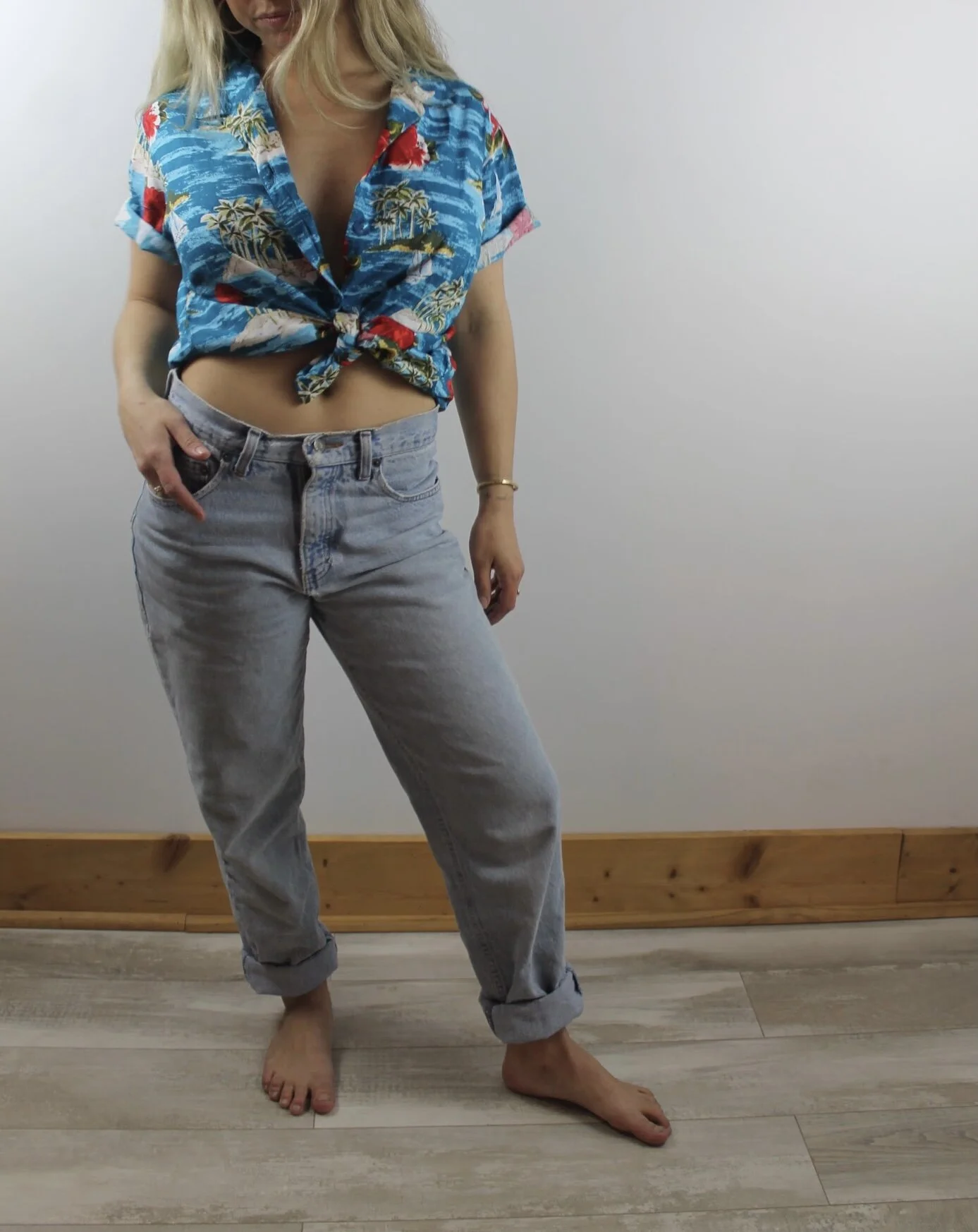 5D7A6A08-6390-4251-9EC5-E69694EB0EFB