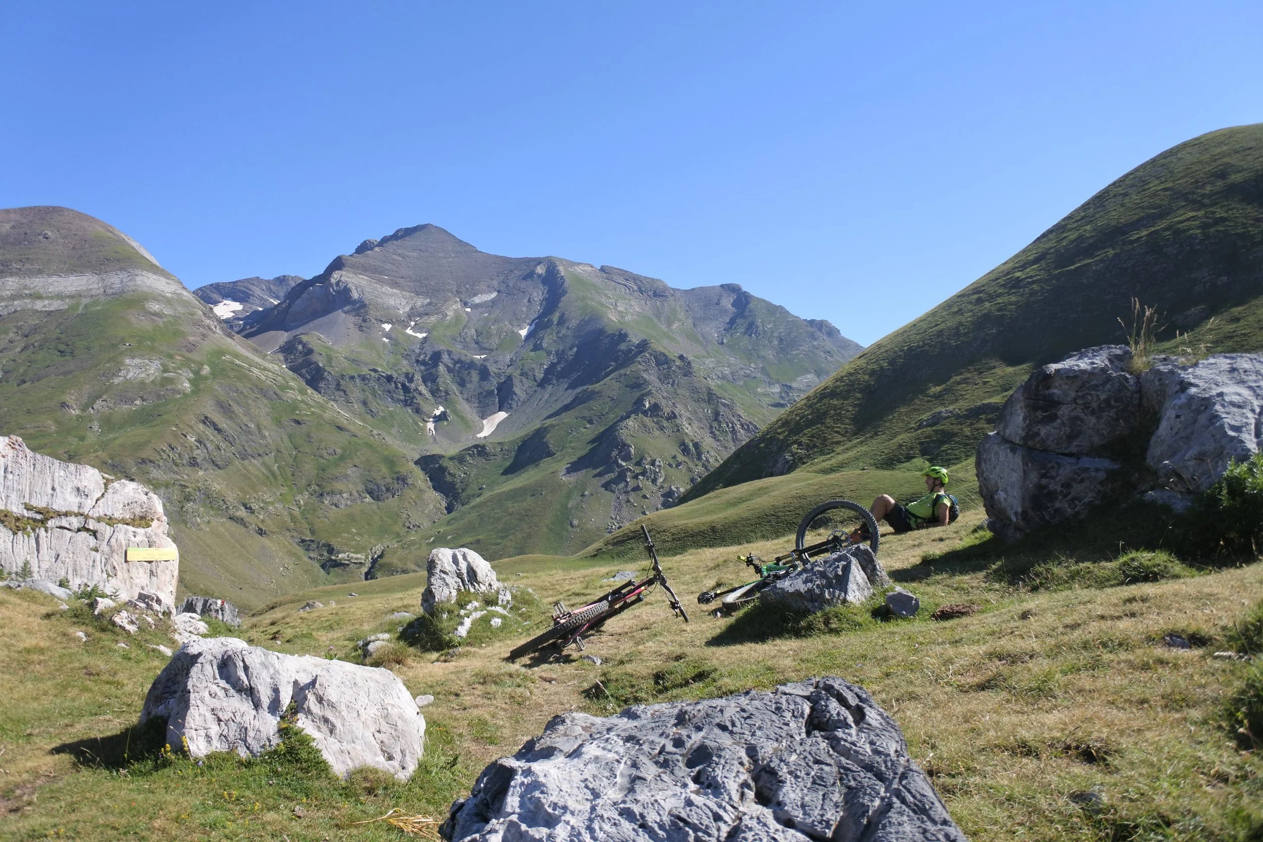 unbeaten-adventures-zona-zero-ainsa-comodoto-break.jpg