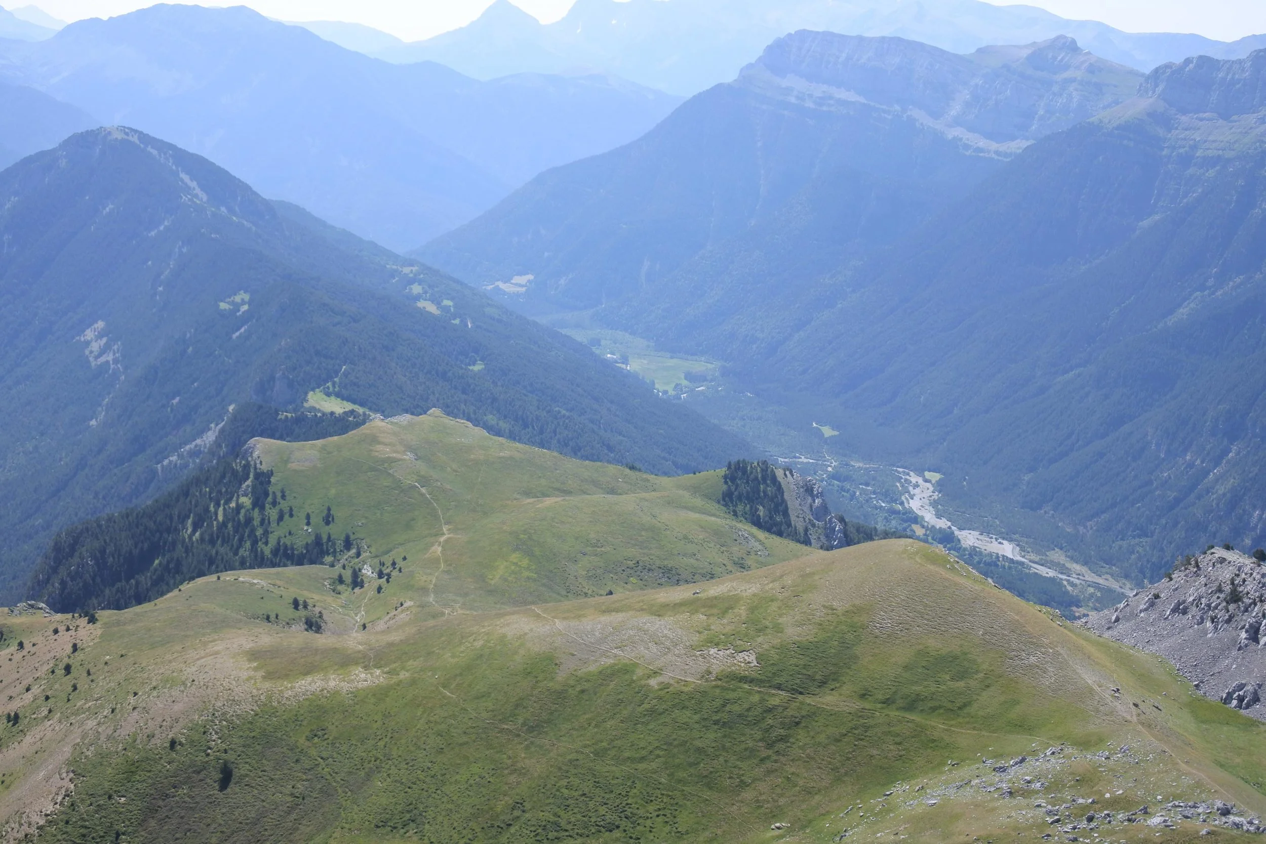 unbeaten-adventures-zona-zero-ainsa-comodoto-view-from-the=top.jpg